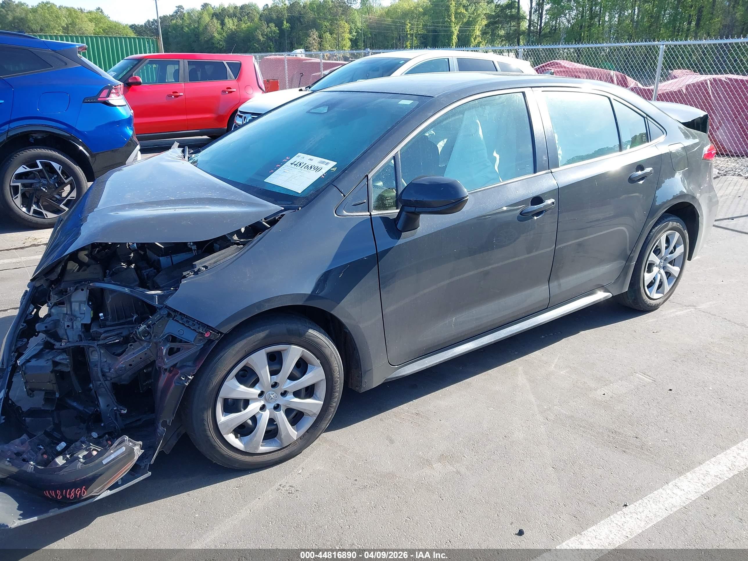 TOYOTA COROLLA image 2