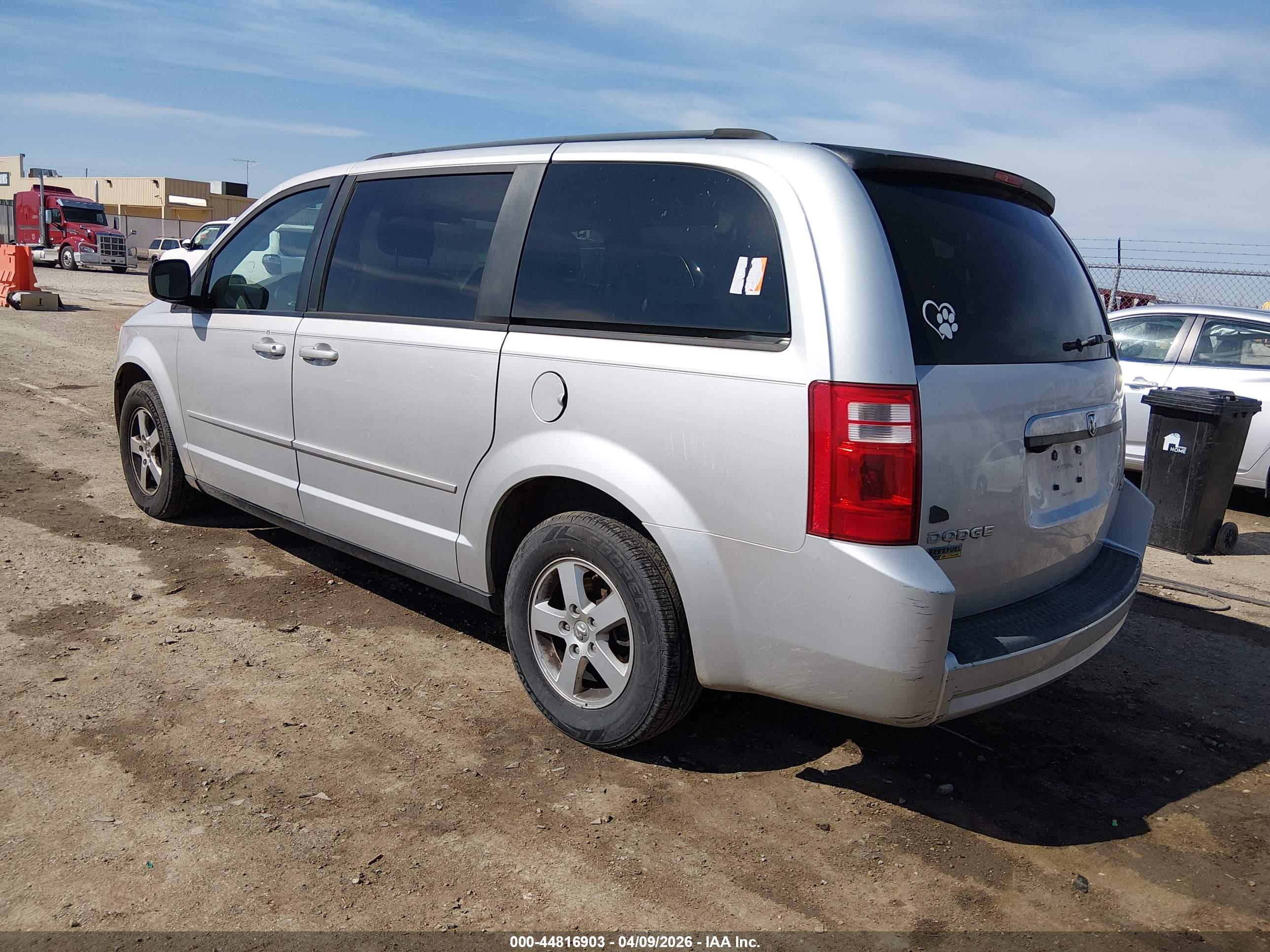 DODGE GRAND image 3
