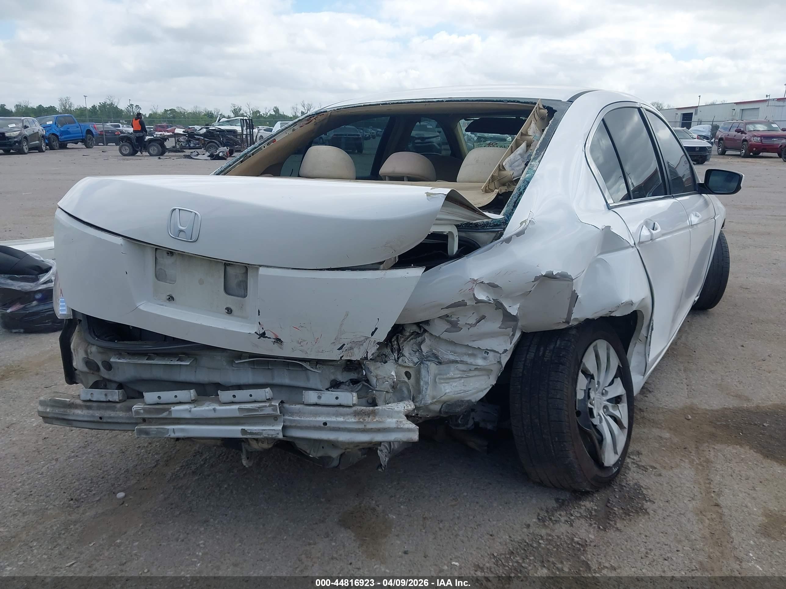 HONDA ACCORD image 4