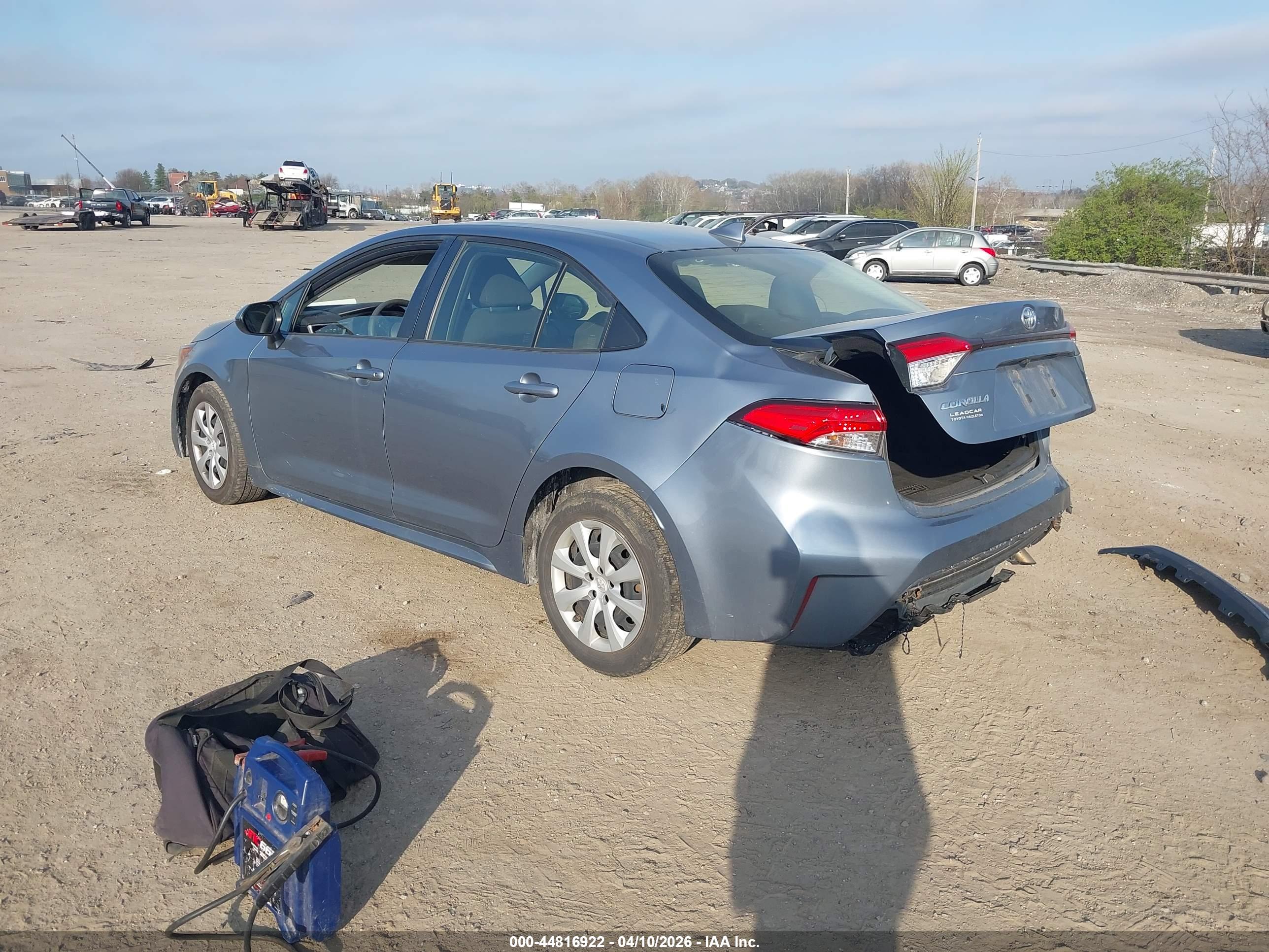 TOYOTA COROLLA image 3