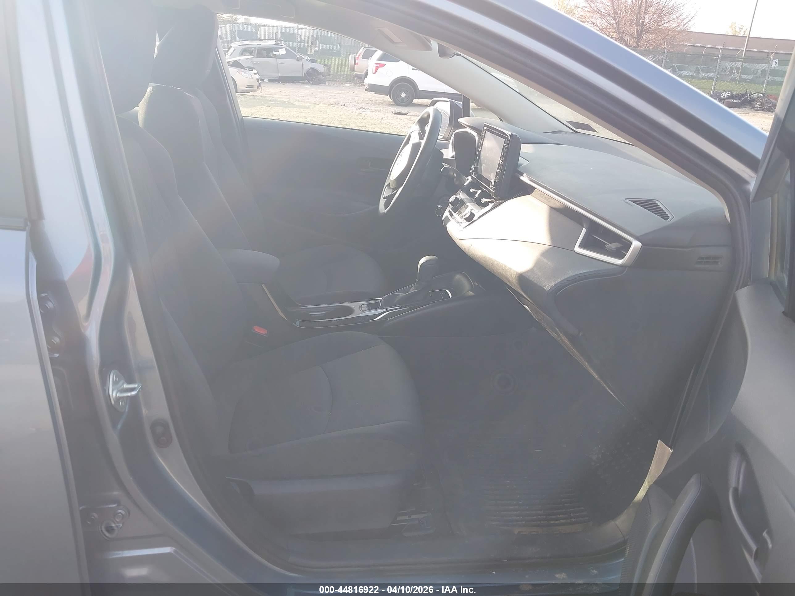 TOYOTA COROLLA image 5