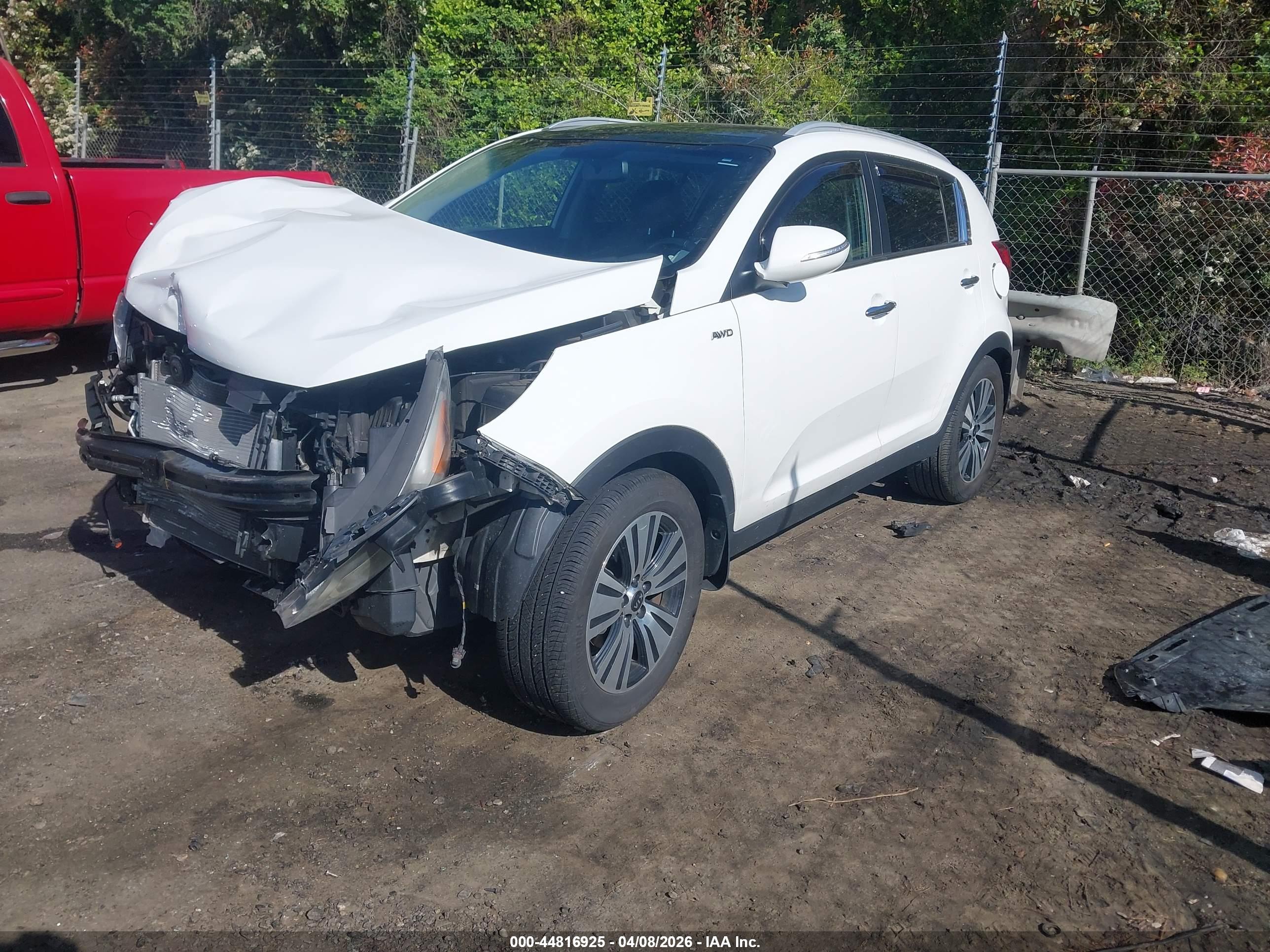 KIA SPORTAGE image 2