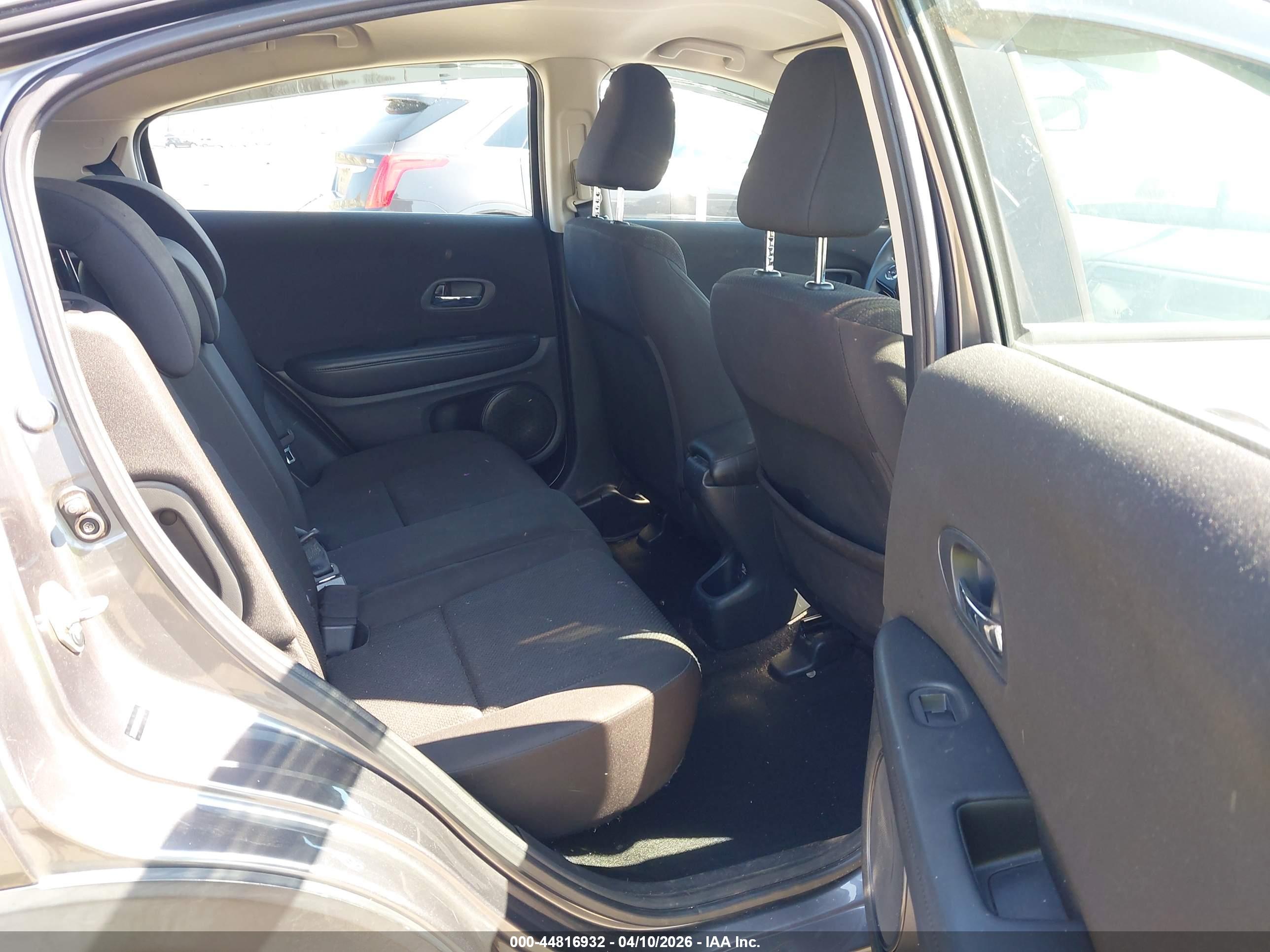HONDA HR-V image 8