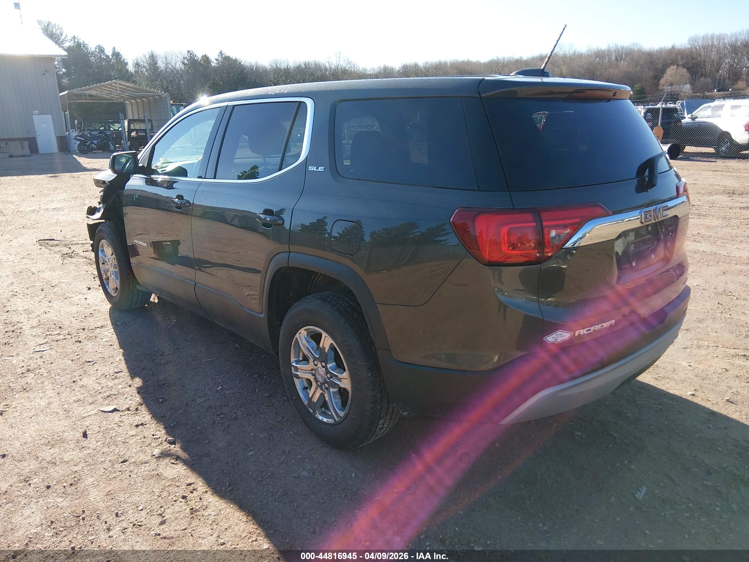 GMC ACADIA image 3