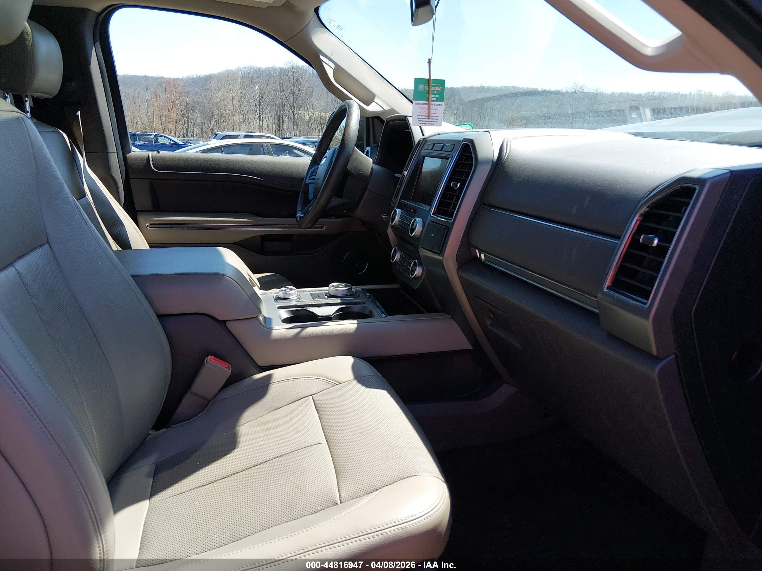 FORD EXPEDITION image 5