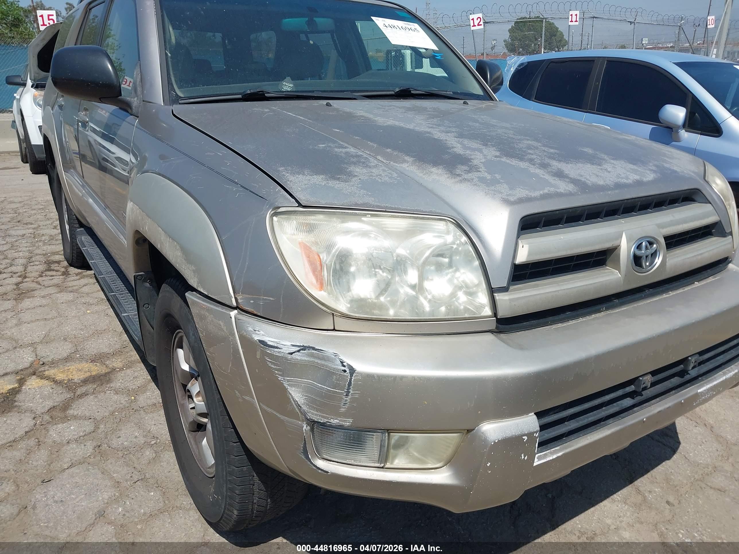 TOYOTA 4RUNNER image 6