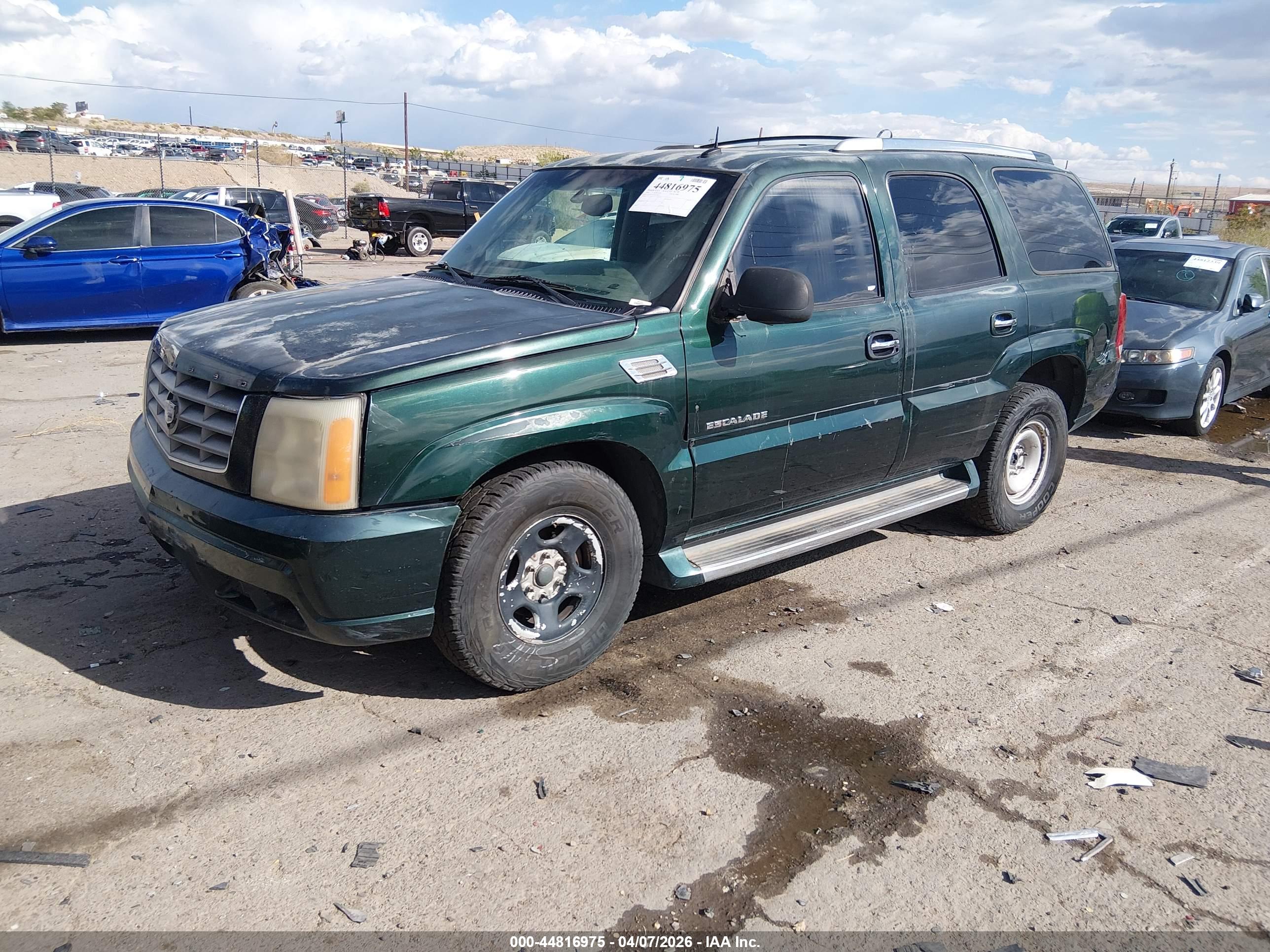 CADILLAC ESCALADE image 2