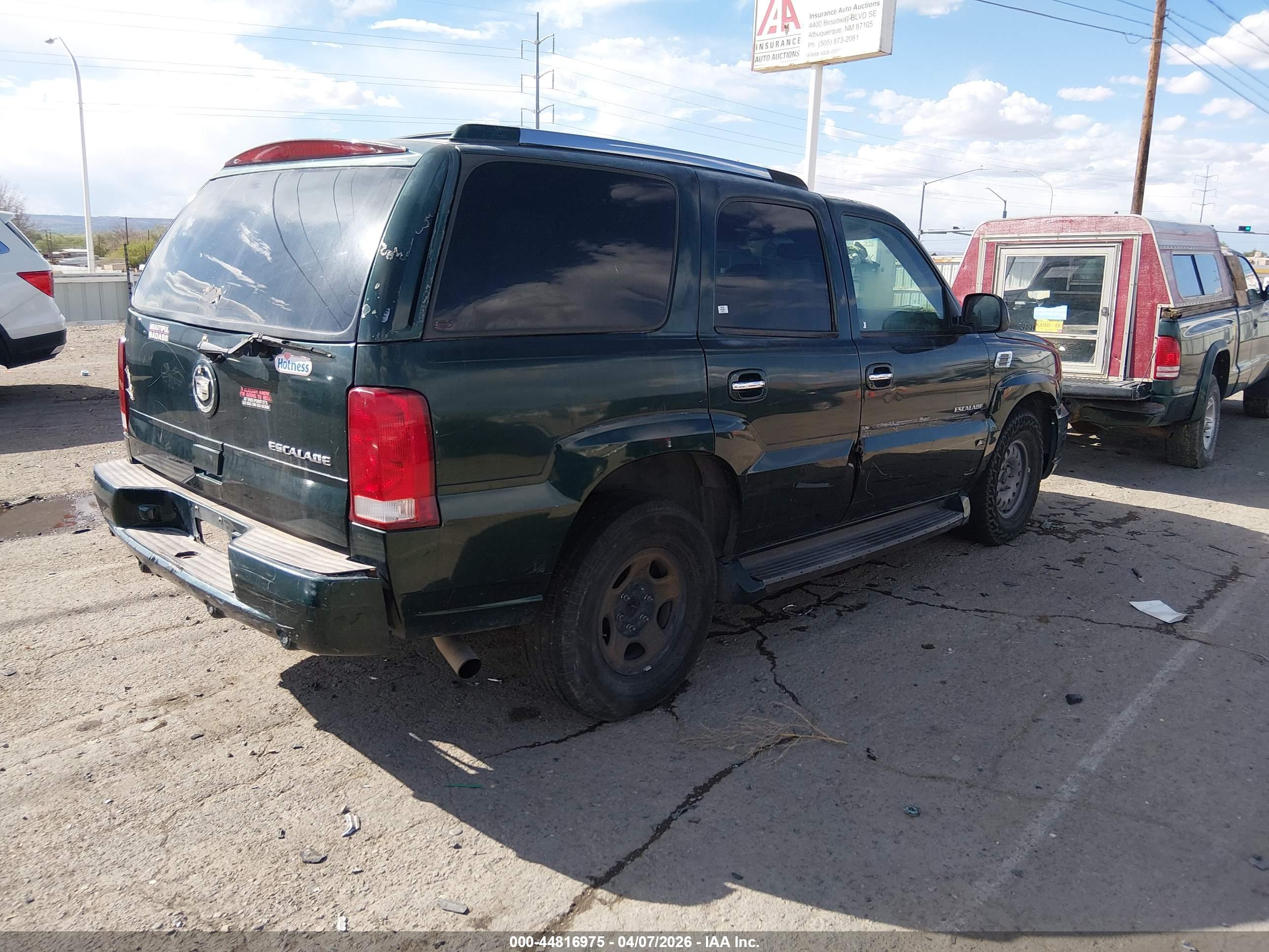 CADILLAC ESCALADE image 4