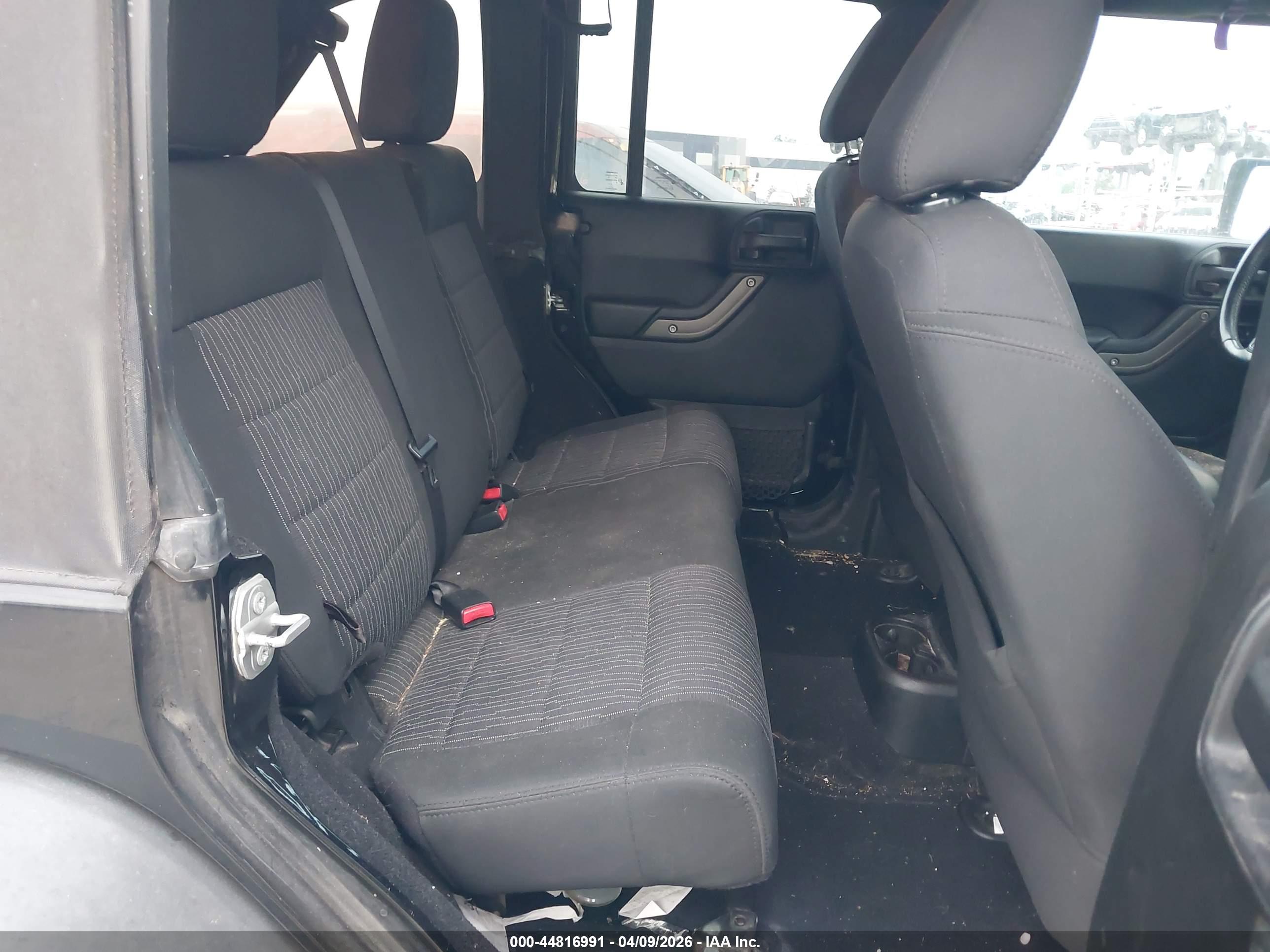 JEEP WRANGLER image 8