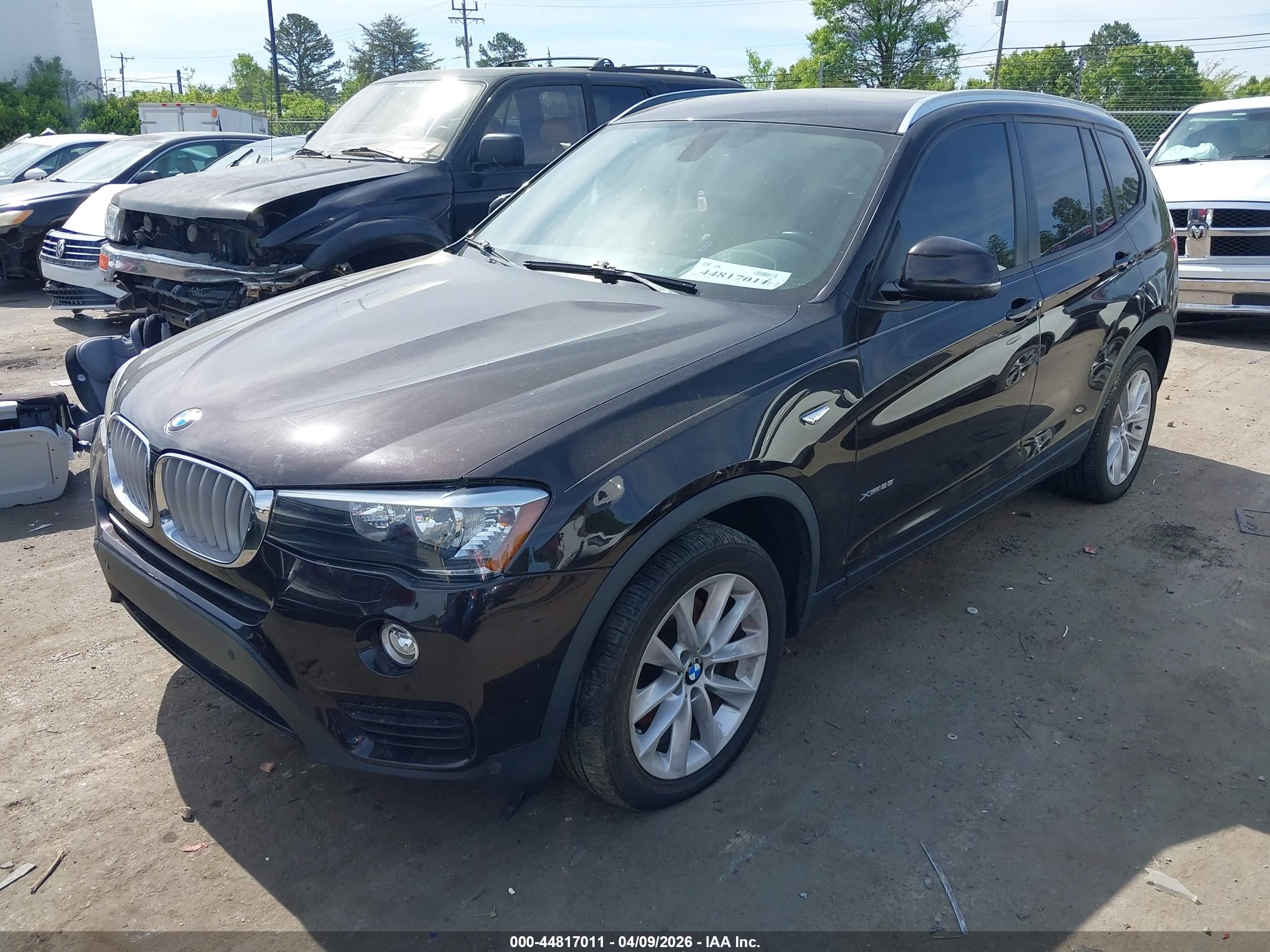 BMW X3 image 2