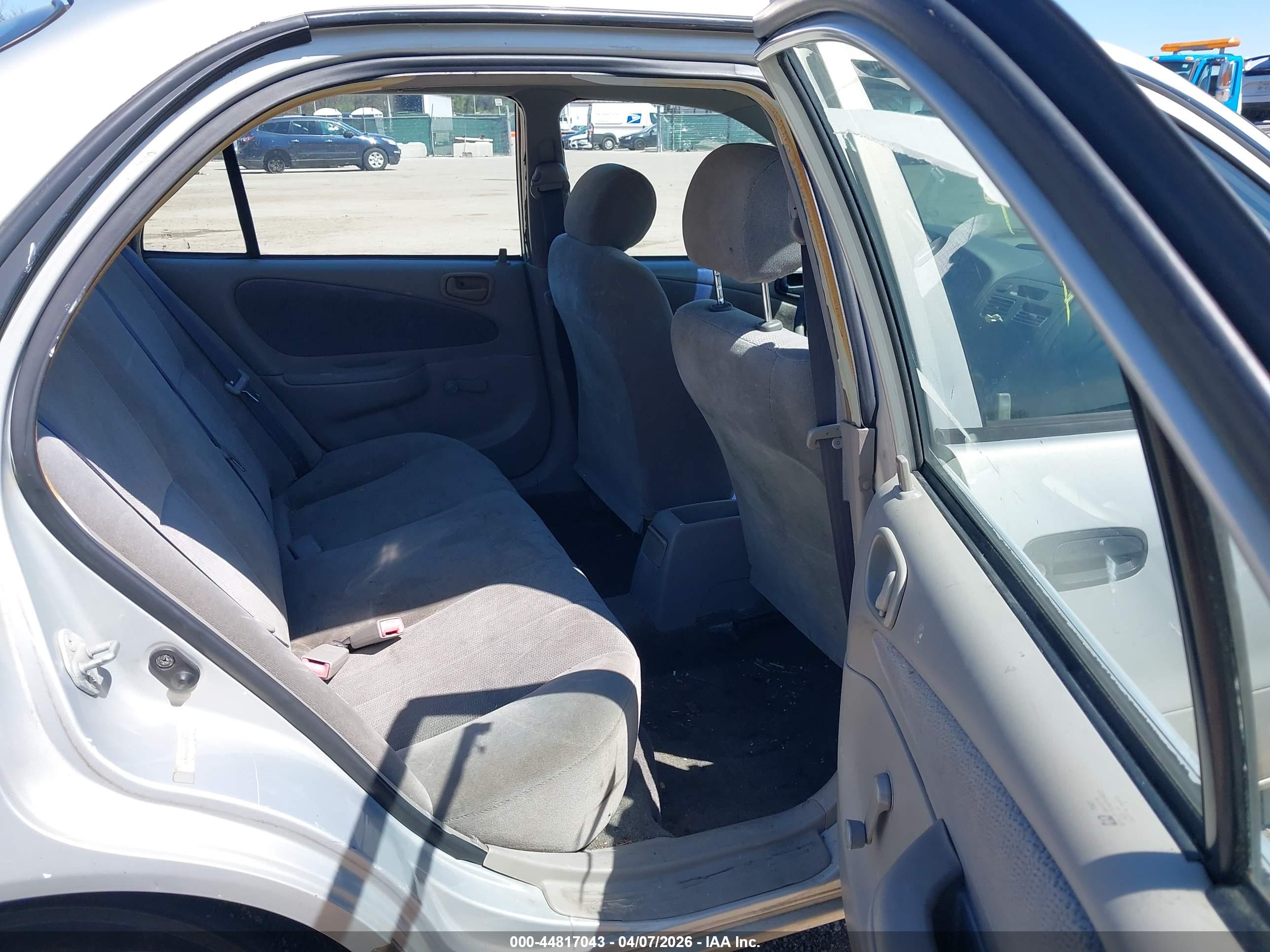 TOYOTA COROLLA image 8
