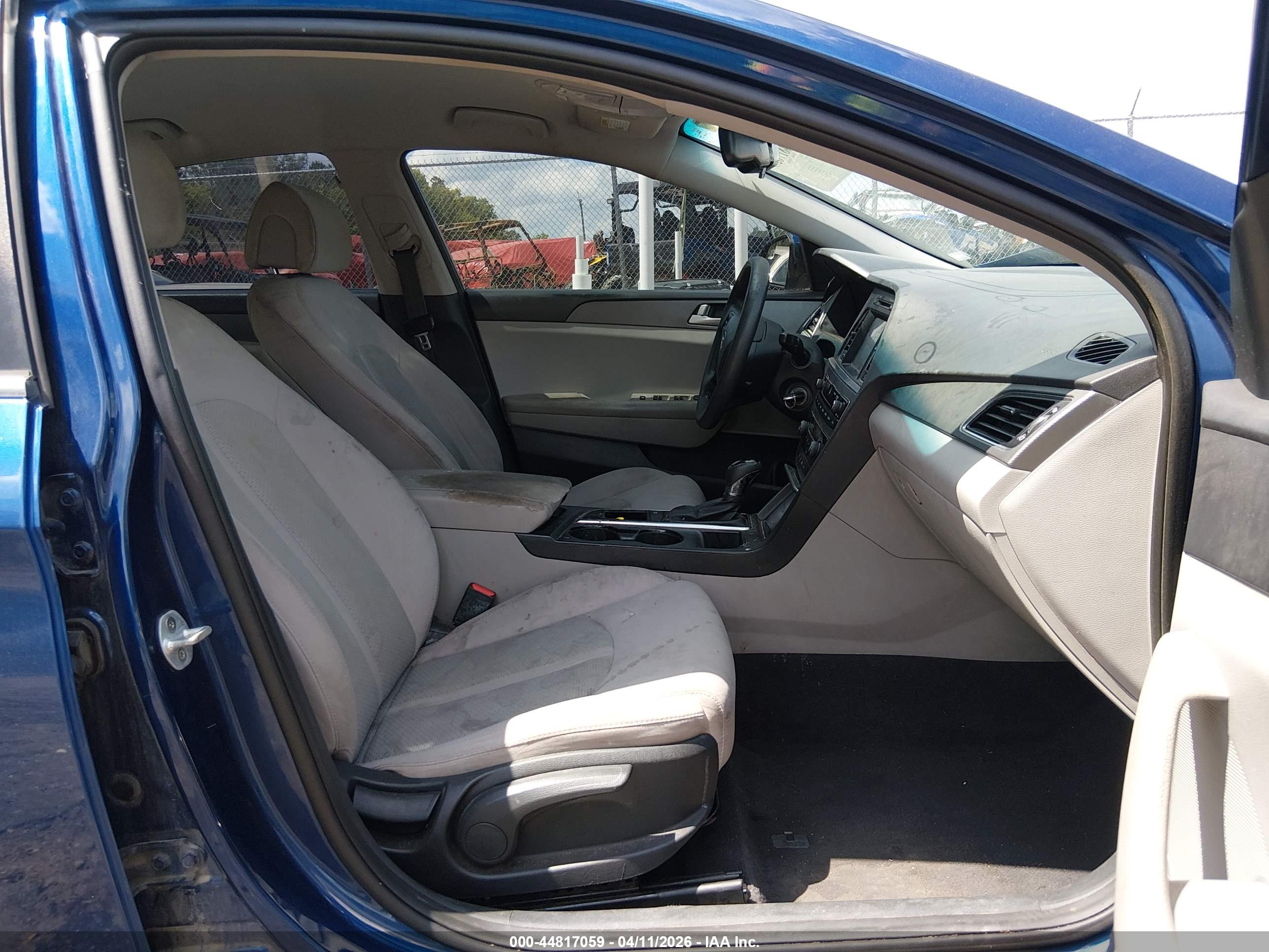 HYUNDAI SONATA image 5