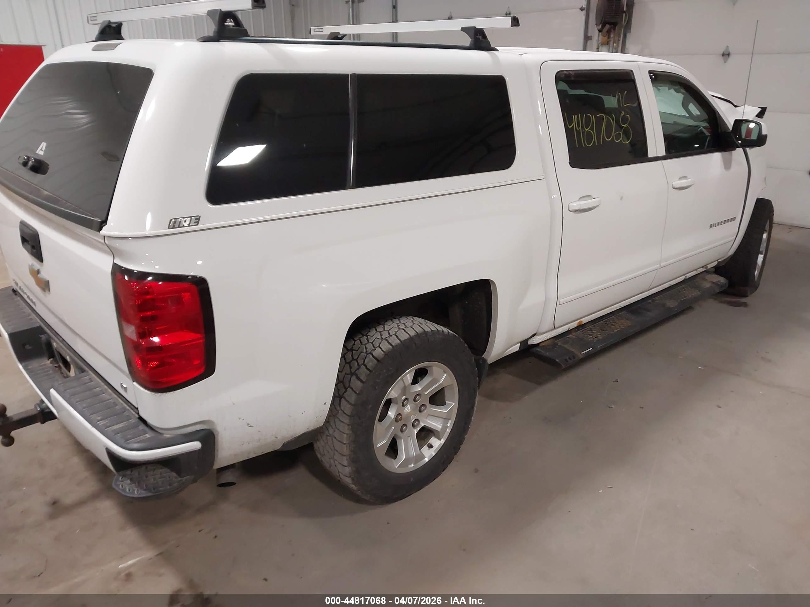 CHEVROLET SILVERADO image 4