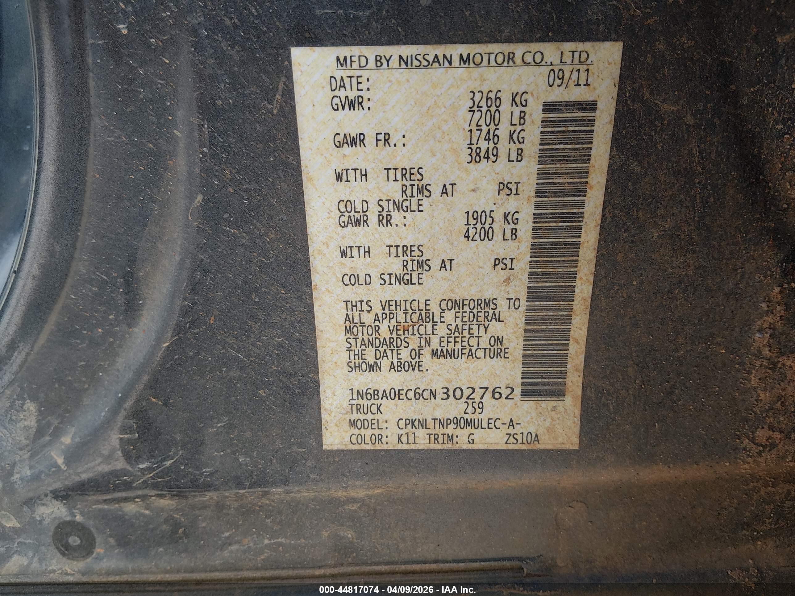 NISSAN TITAN image 9