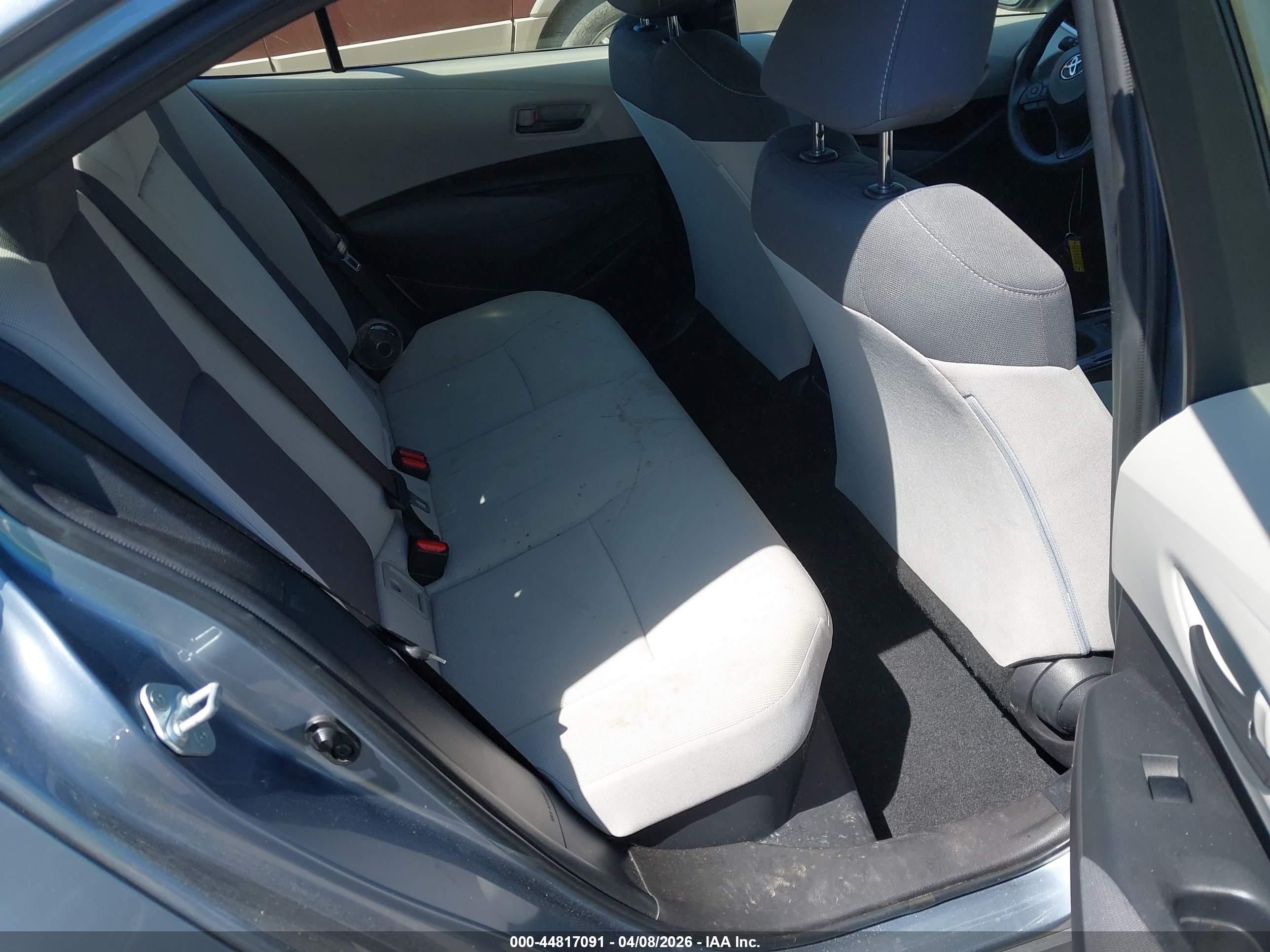 TOYOTA COROLLA image 8