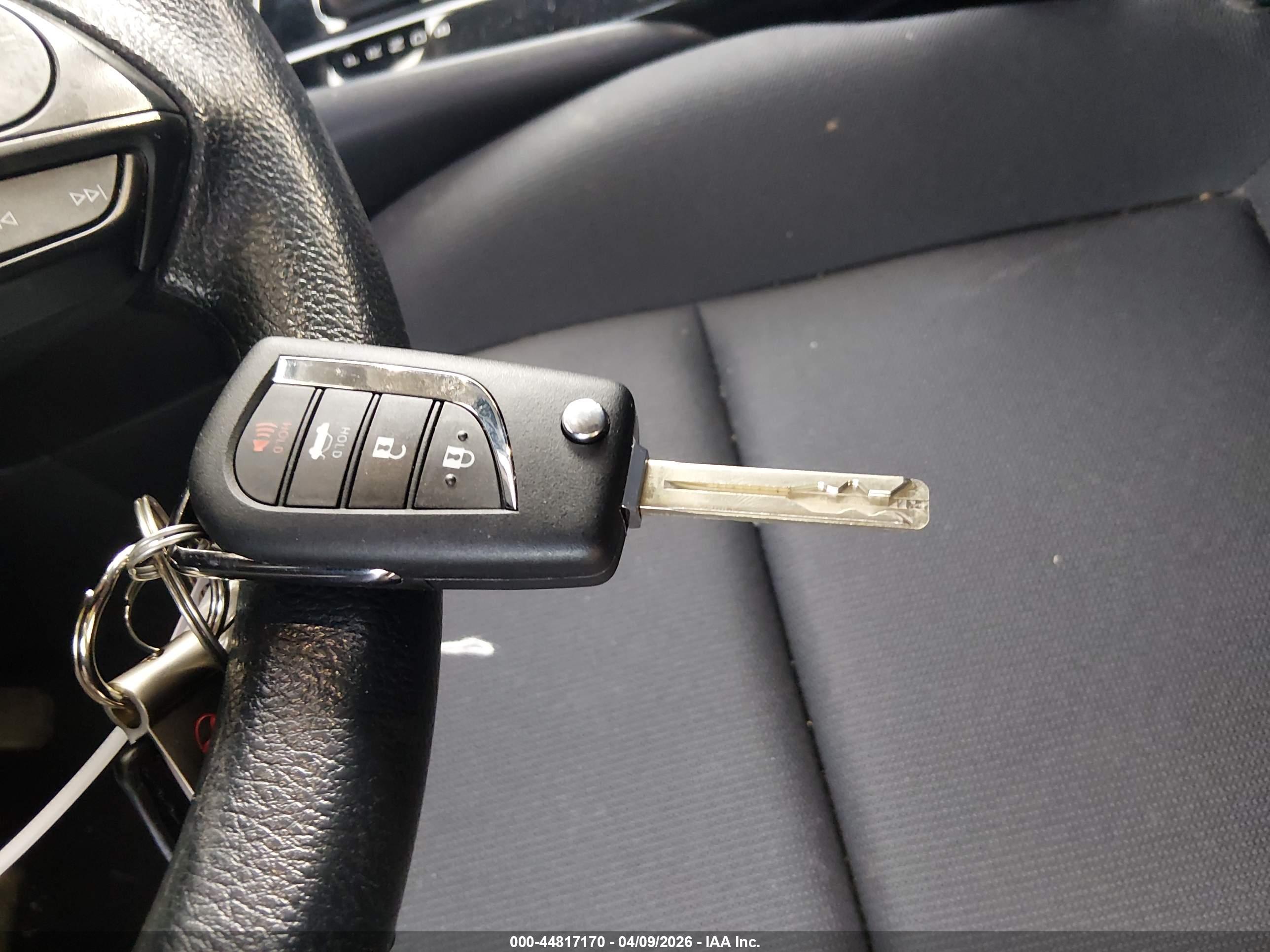 TOYOTA COROLLA image 11