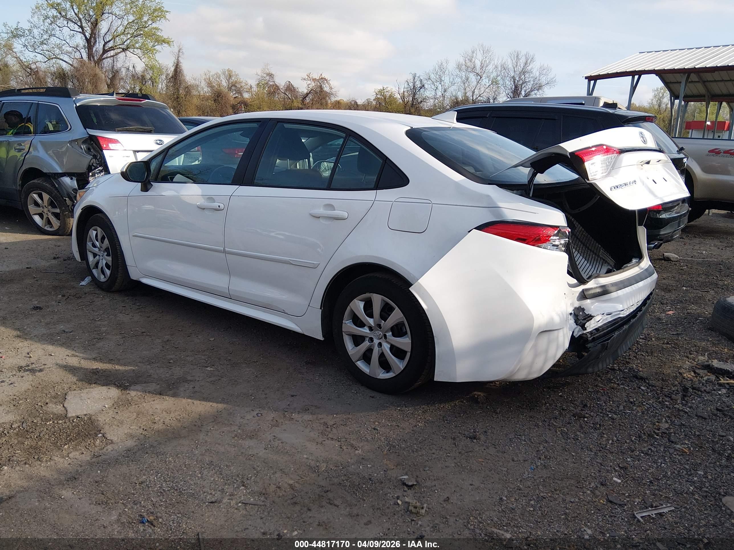 TOYOTA COROLLA image 3