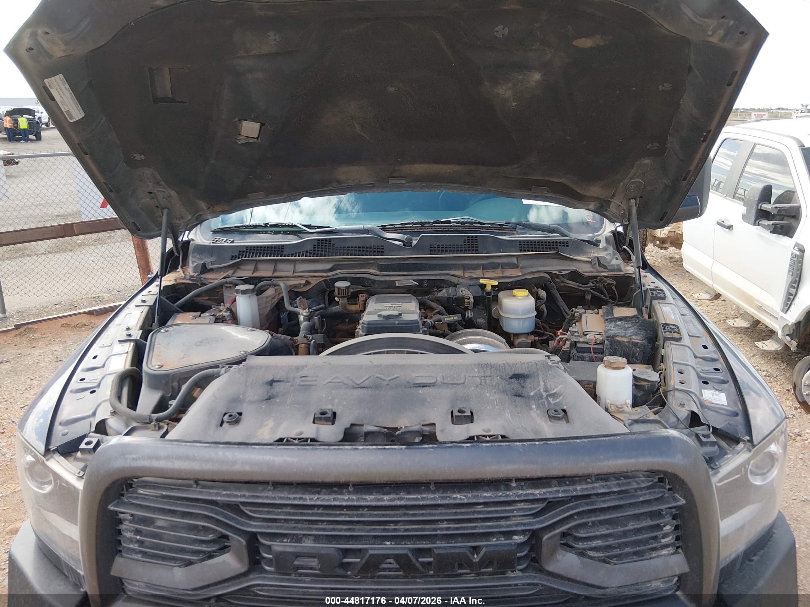 RAM 3500 image 10