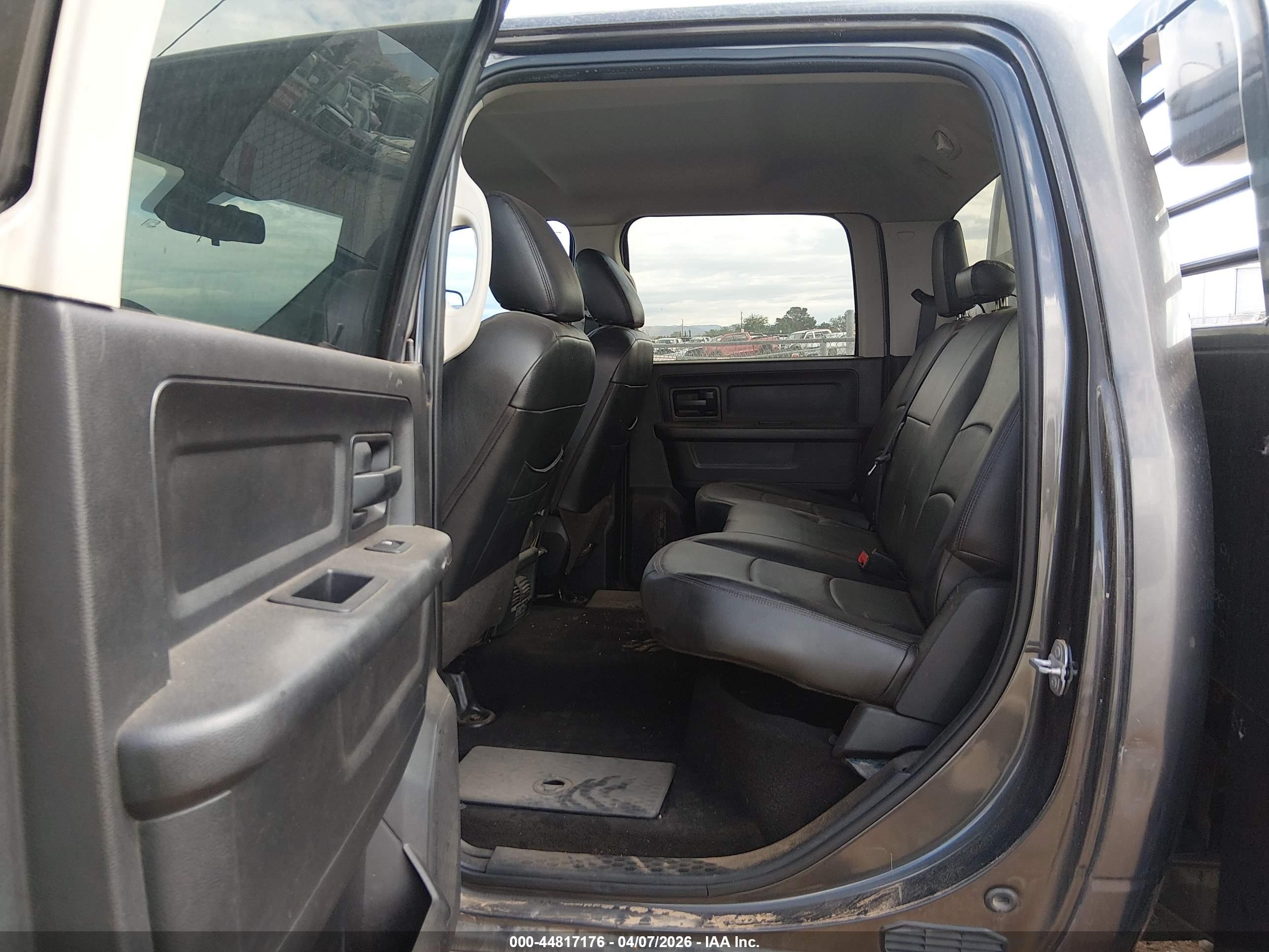 RAM 3500 image 8