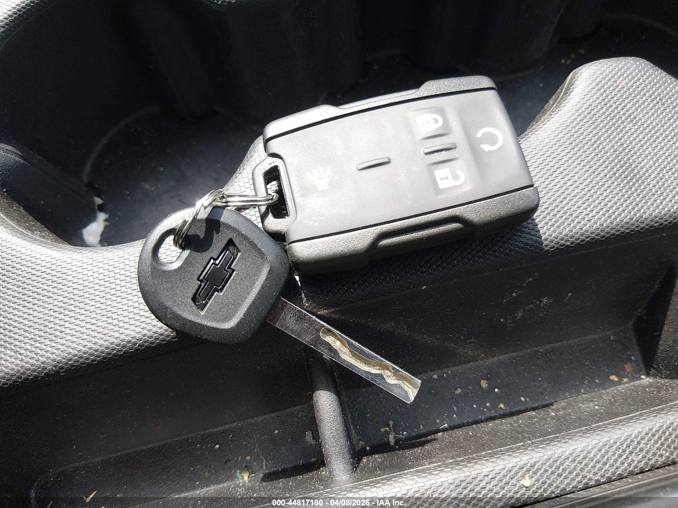 CHEVROLET SILVERADO image 11