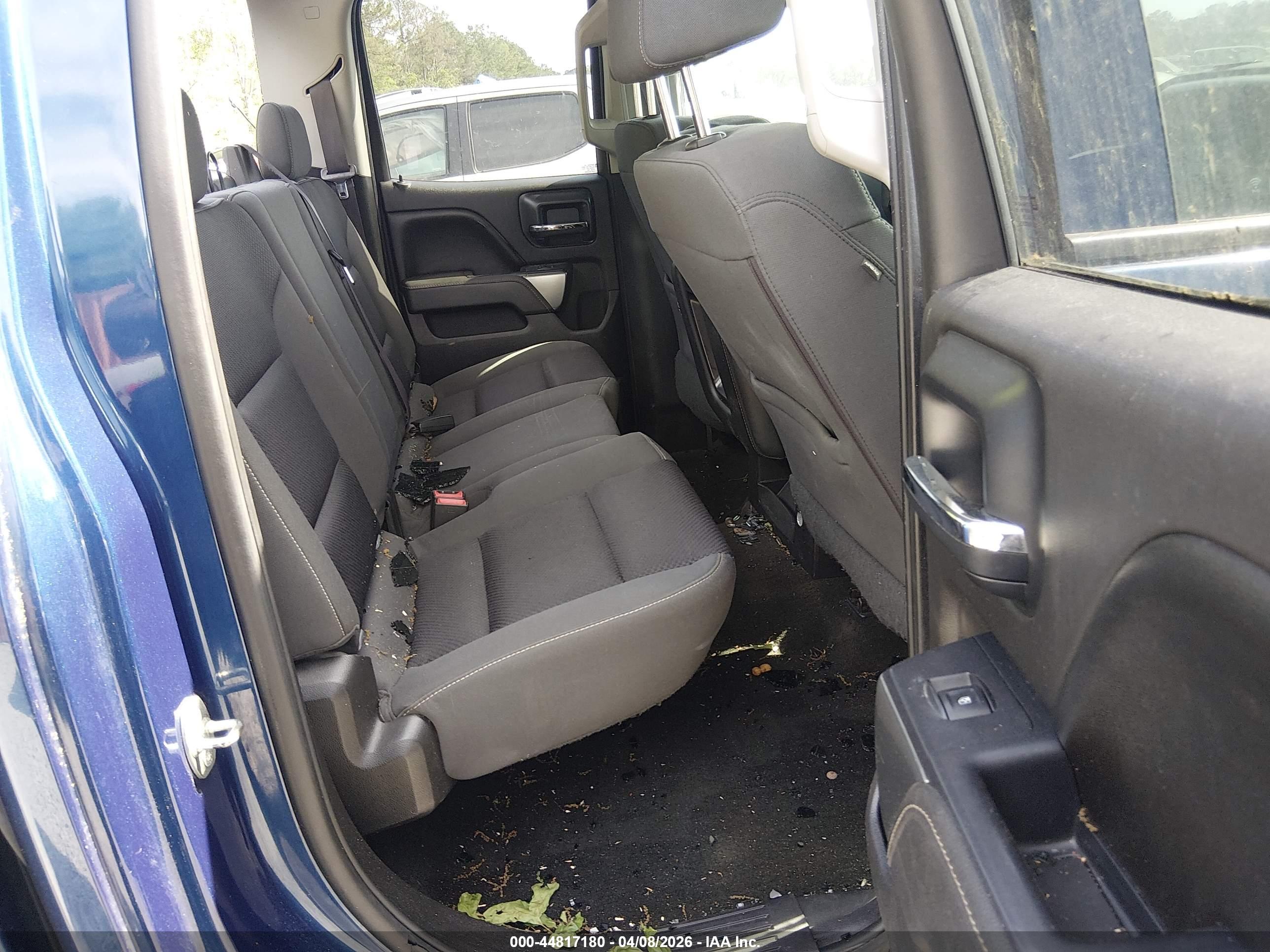 CHEVROLET SILVERADO image 8