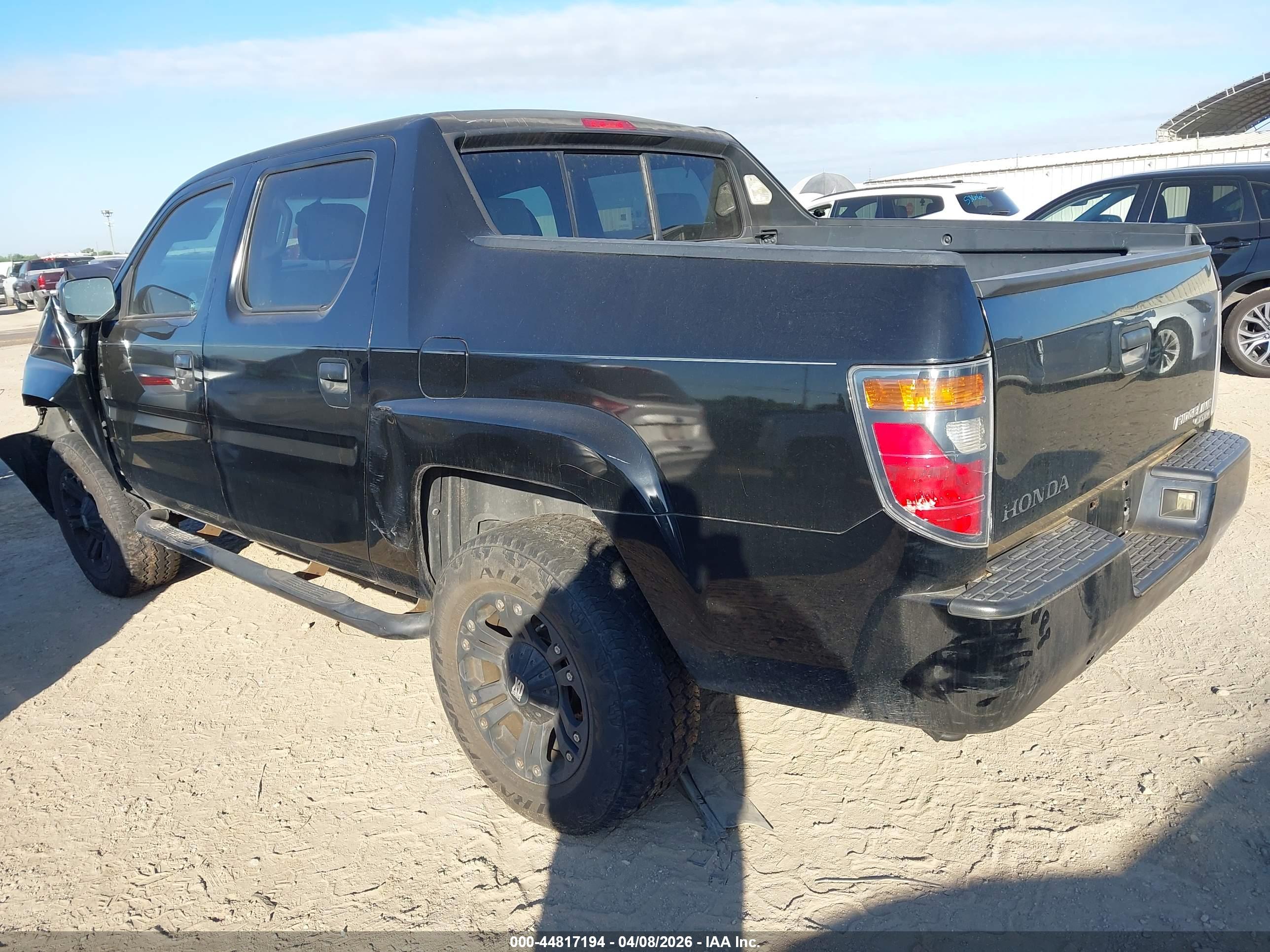 HONDA RIDGELINE image 3