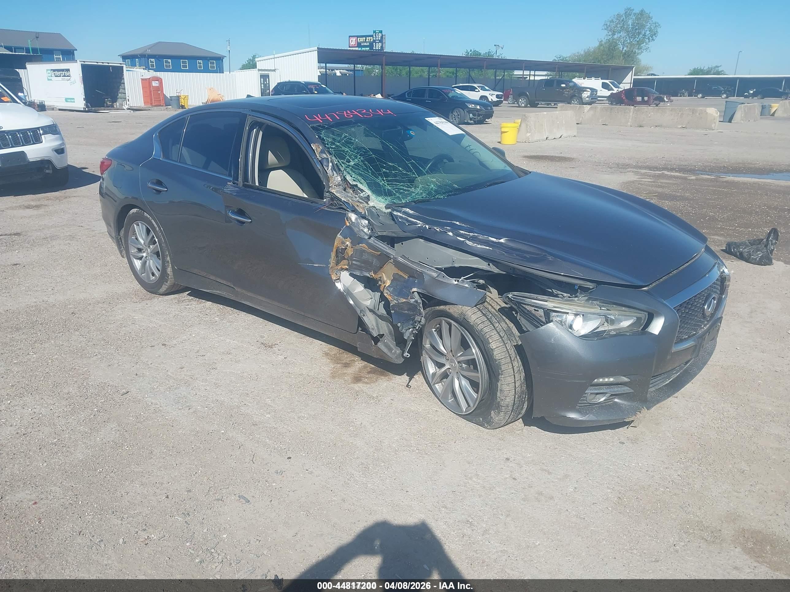 INFINITI Q50 image 6