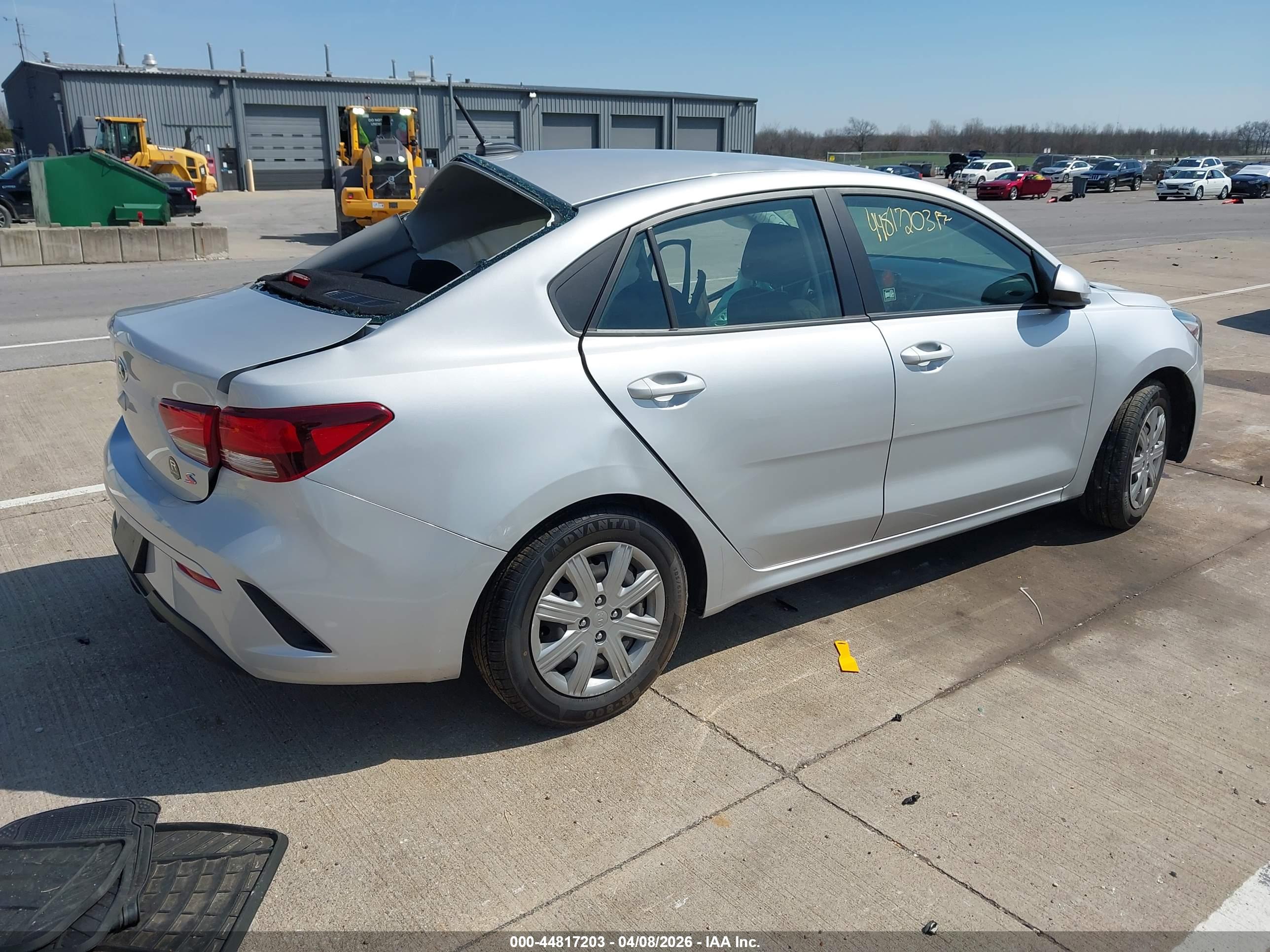 KIA RIO image 4