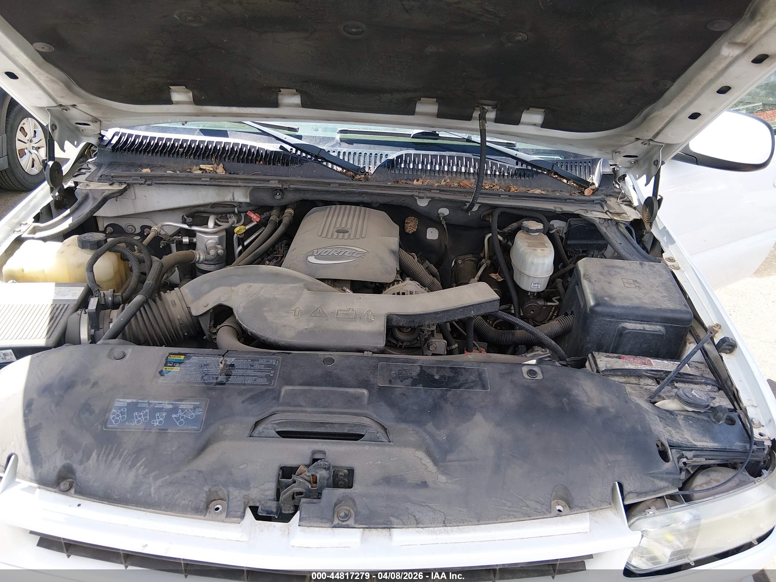 CHEVROLET SUBURBAN image 10