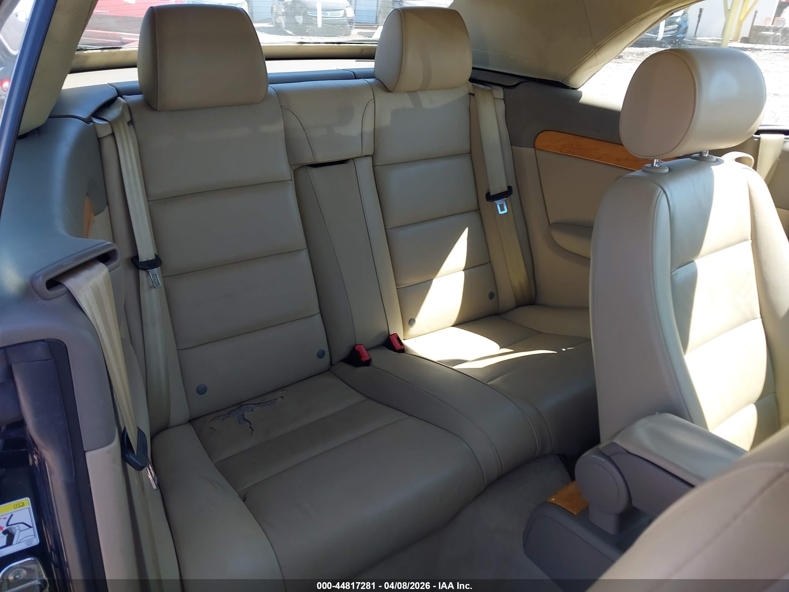 AUDI A4 image 8