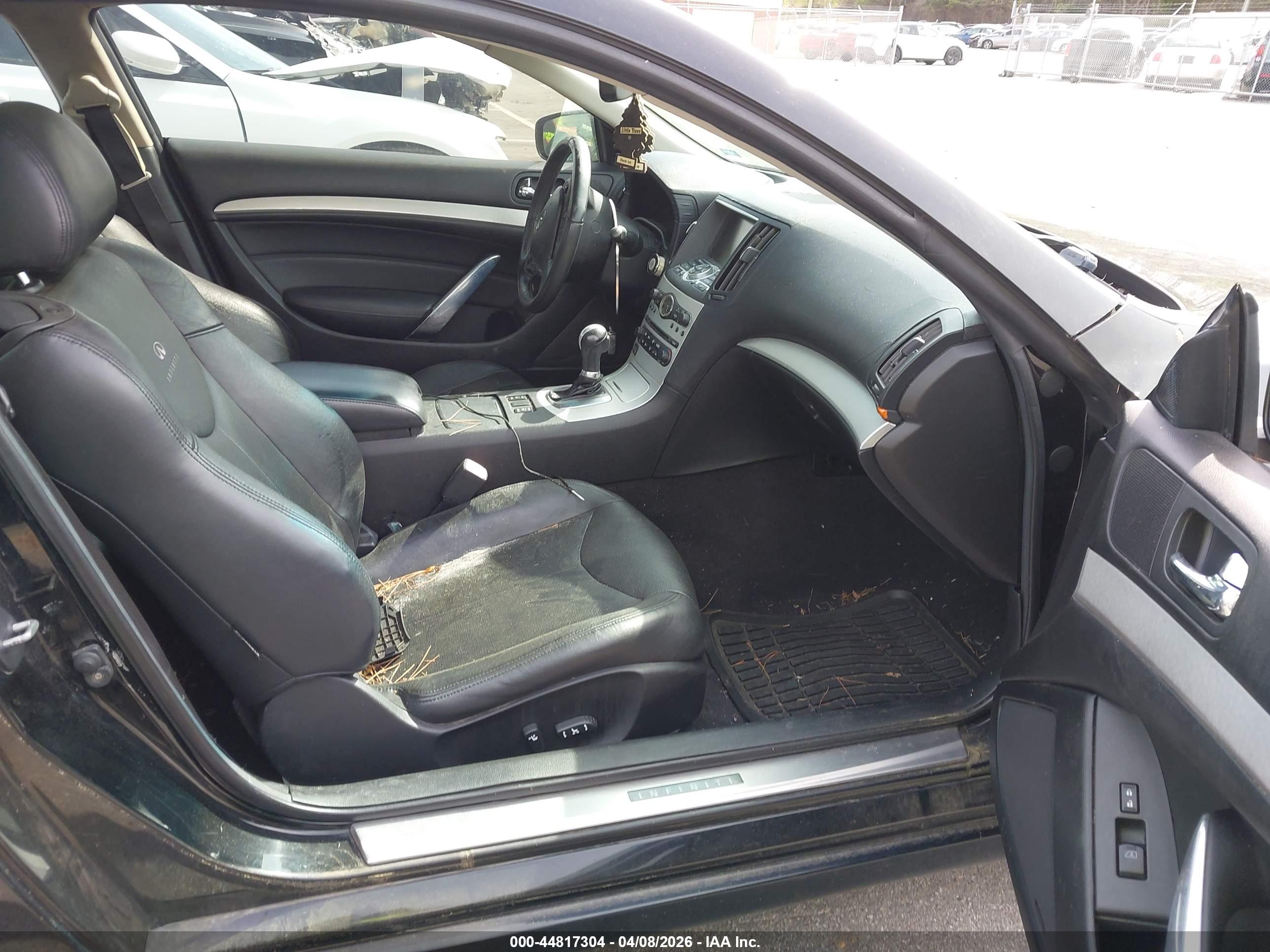 INFINITI G37 image 5