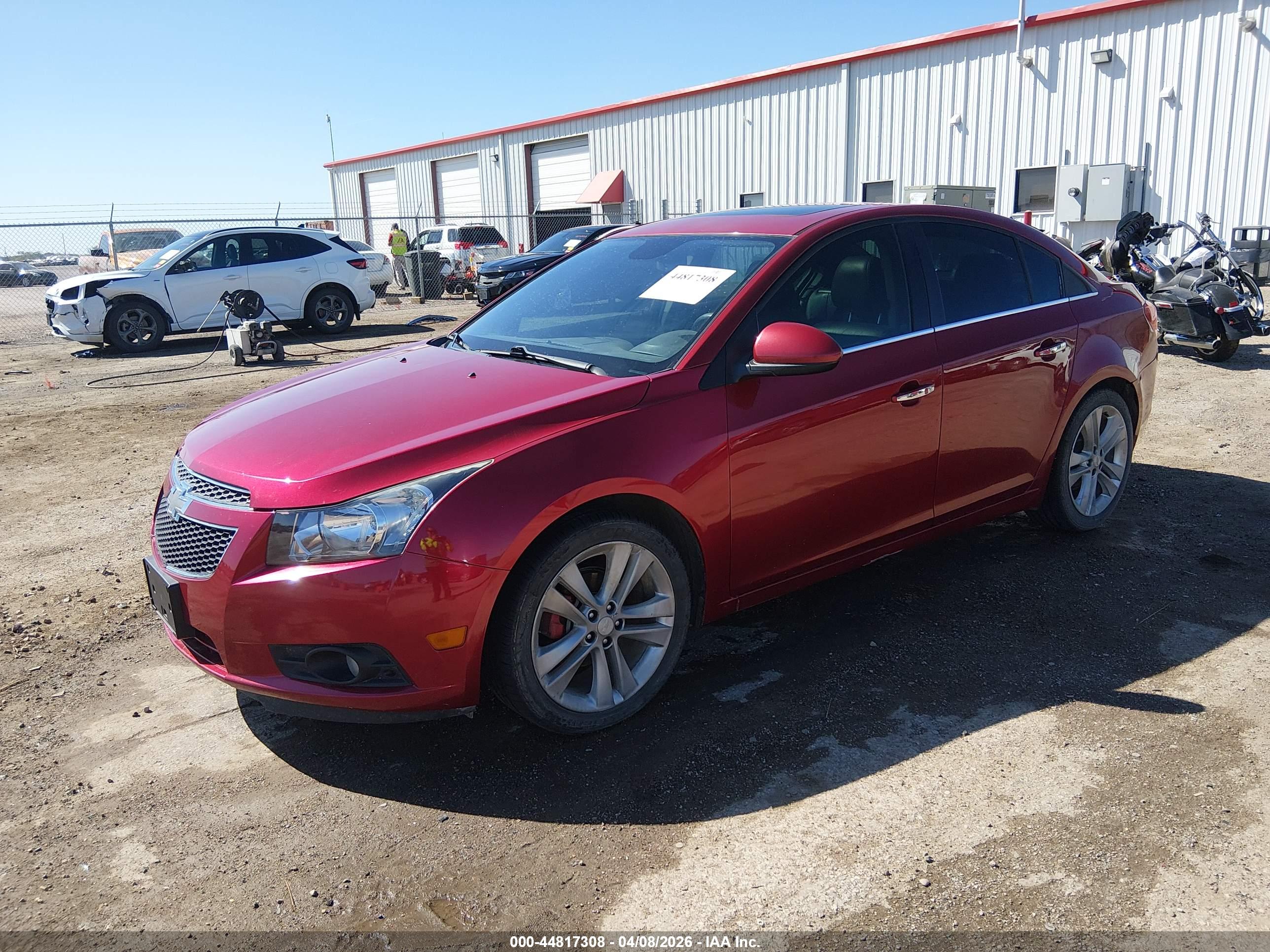 CHEVROLET CRUZE image 2
