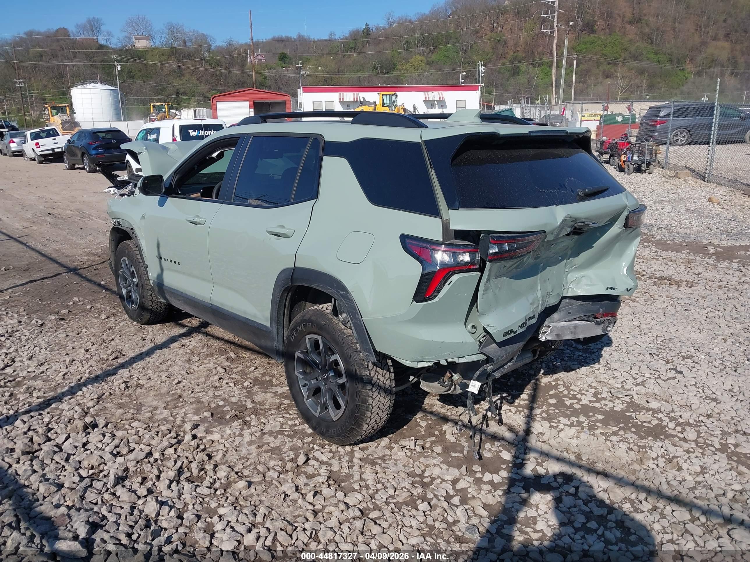 CHEVROLET EQUINOX image 3