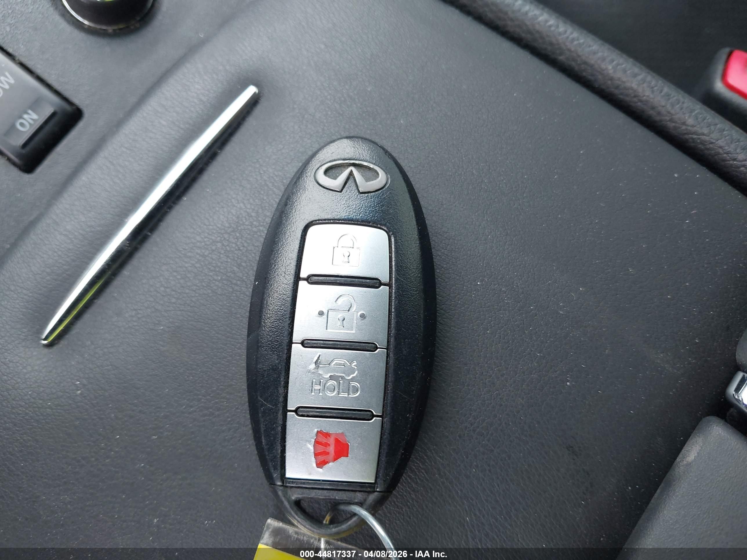 INFINITI G37X image 11