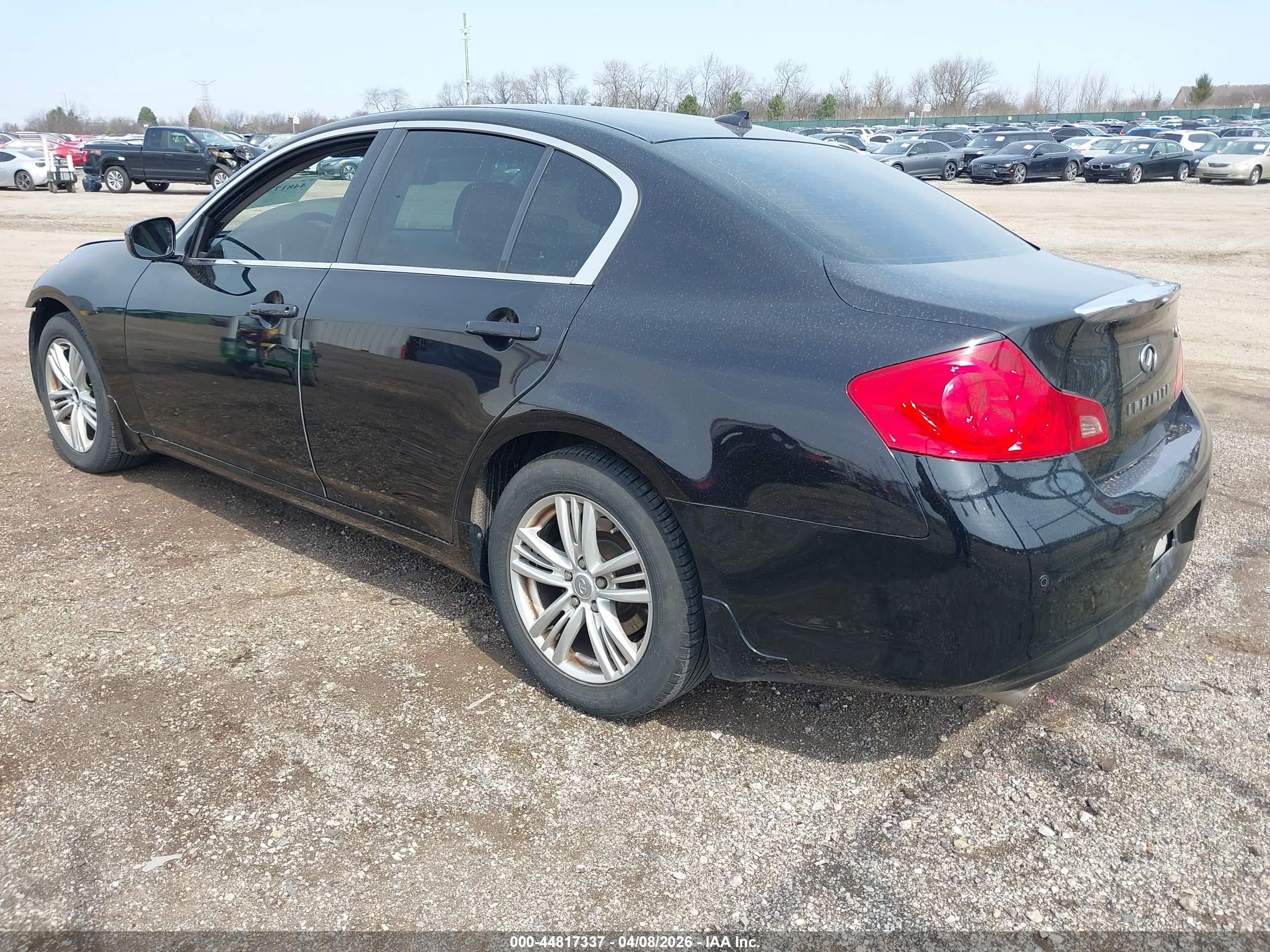INFINITI G37X image 3
