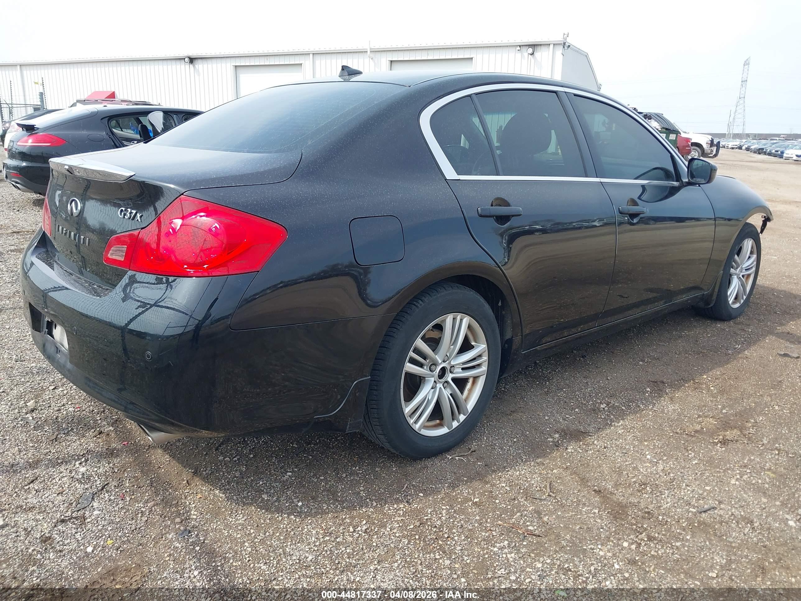 INFINITI G37X image 4