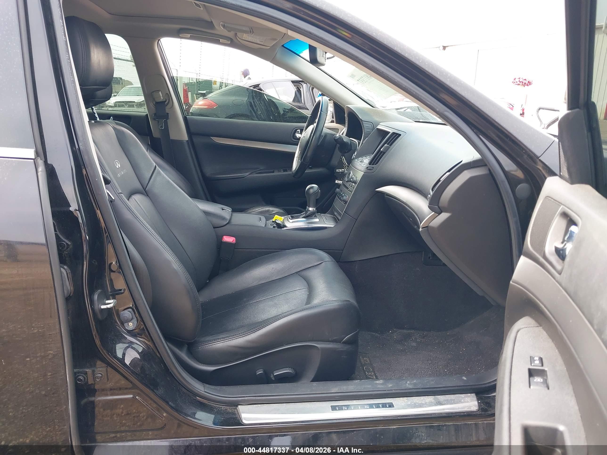 INFINITI G37X image 5