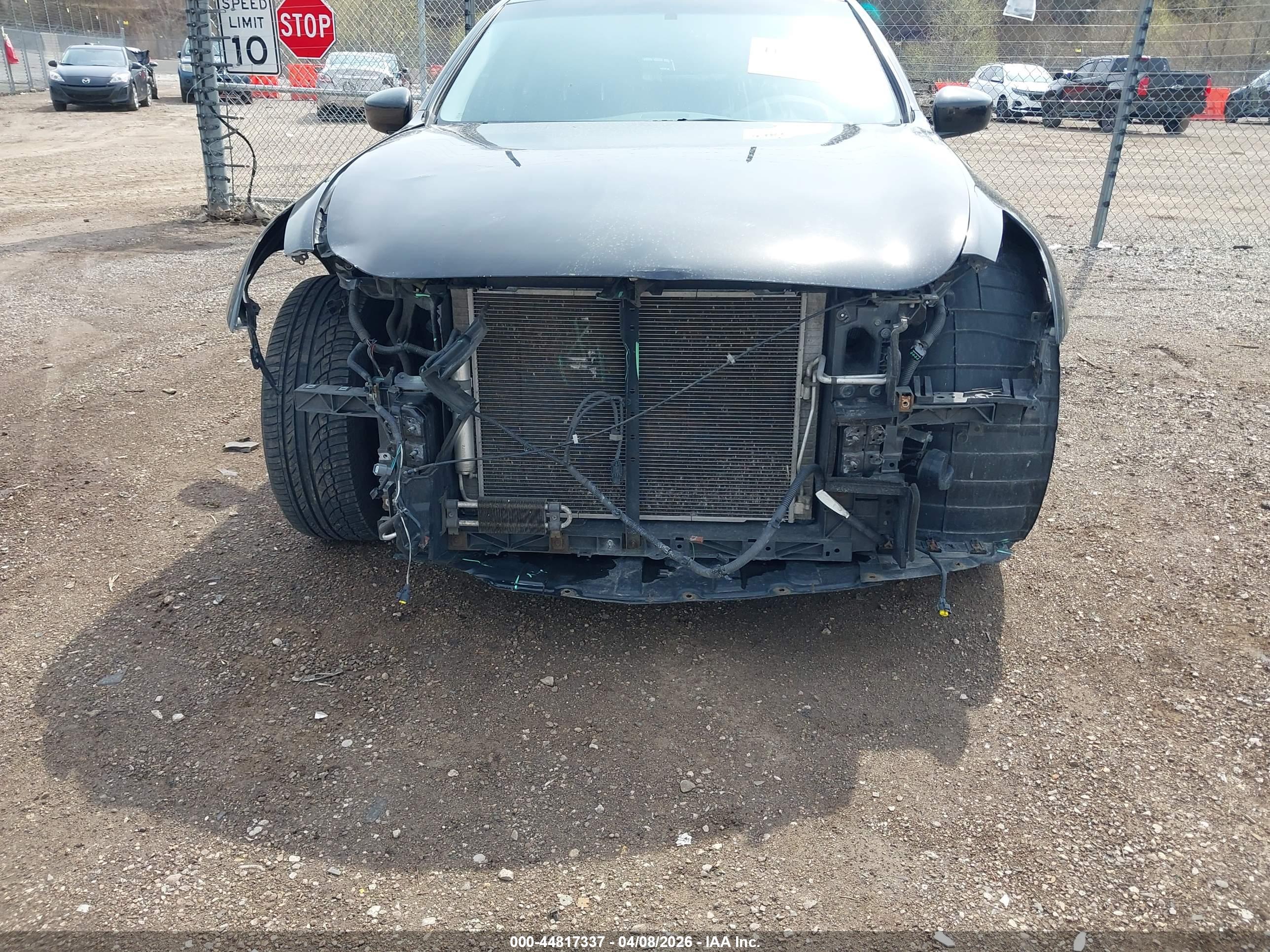 INFINITI G37X image 6