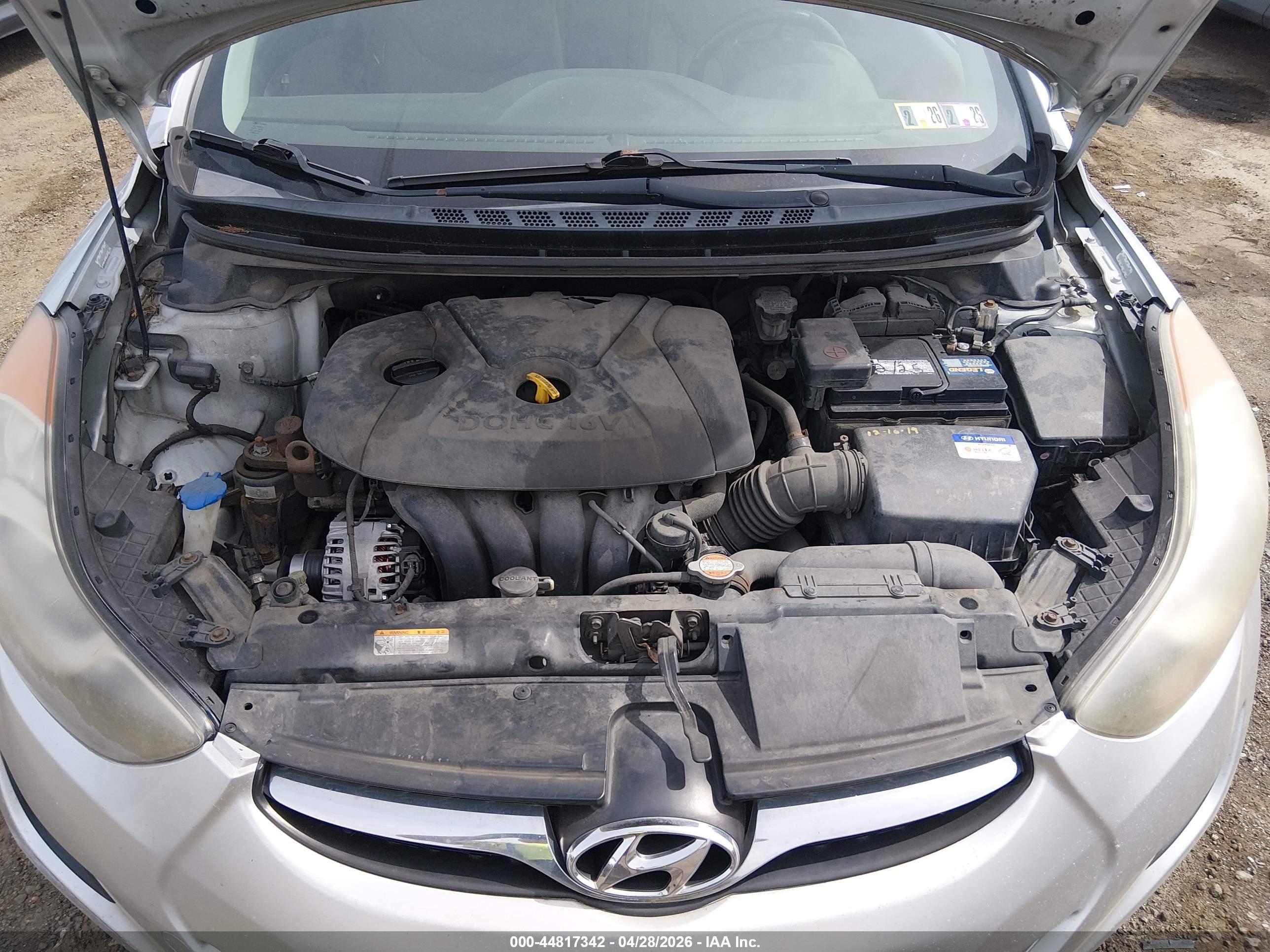 HYUNDAI ELANTRA image 10
