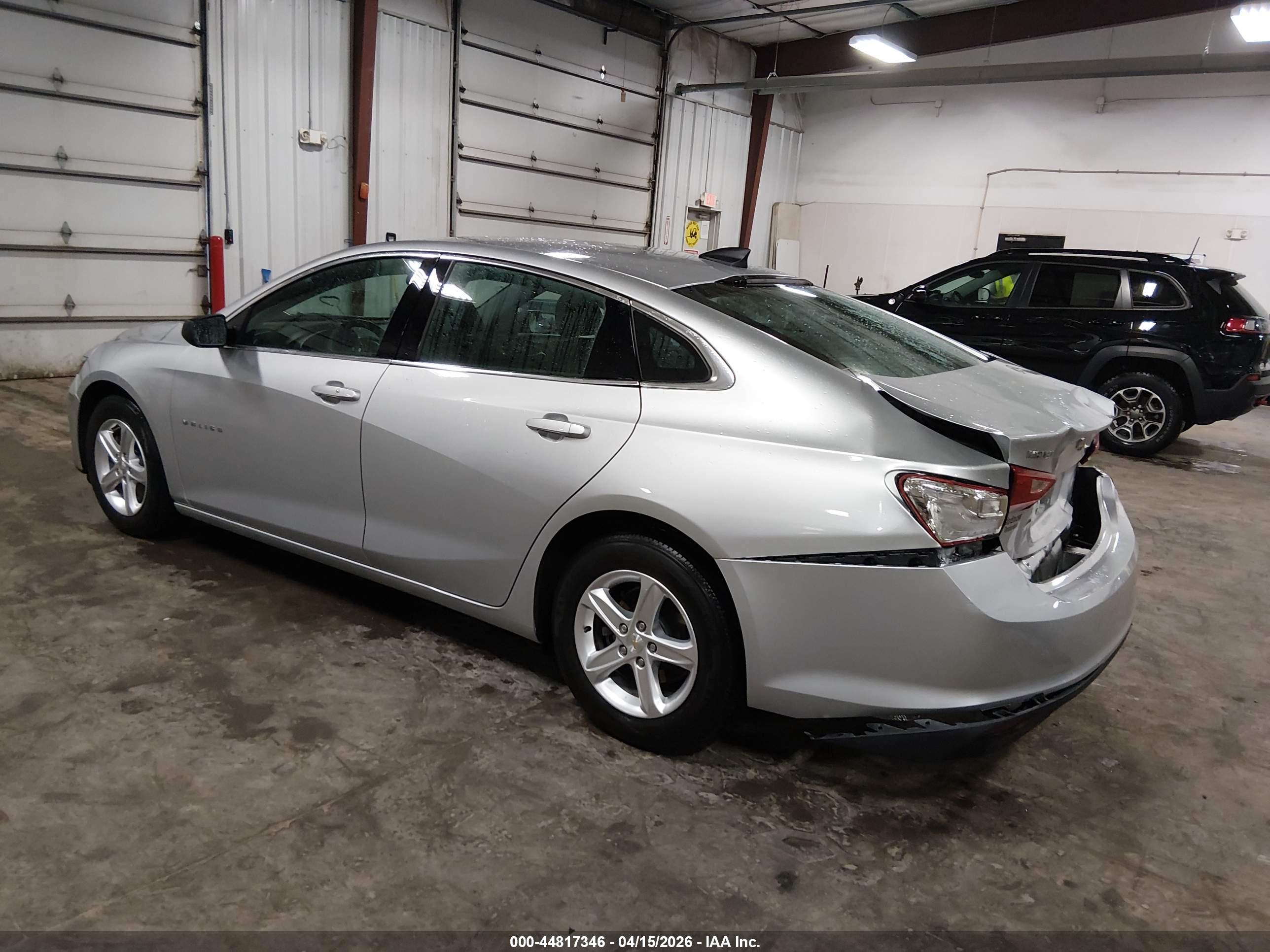 CHEVROLET MALIBU image 3