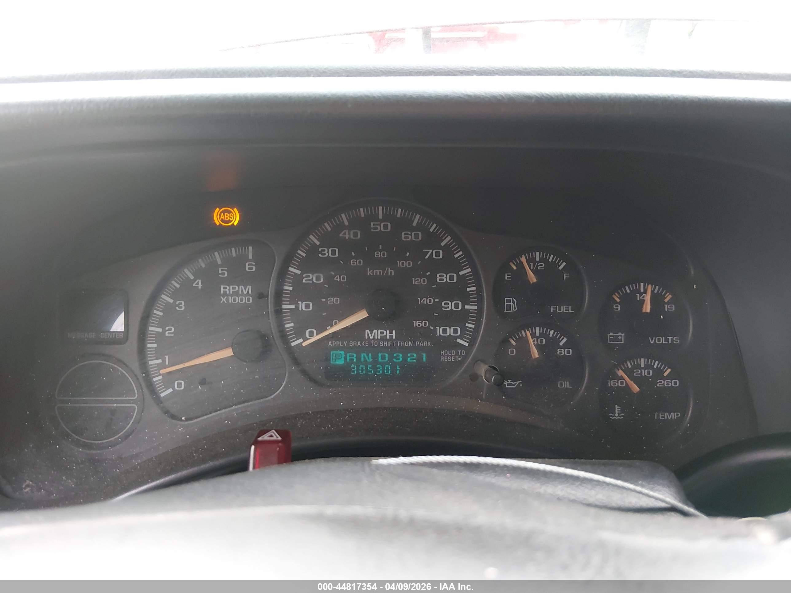 CHEVROLET SILVERADO image 7