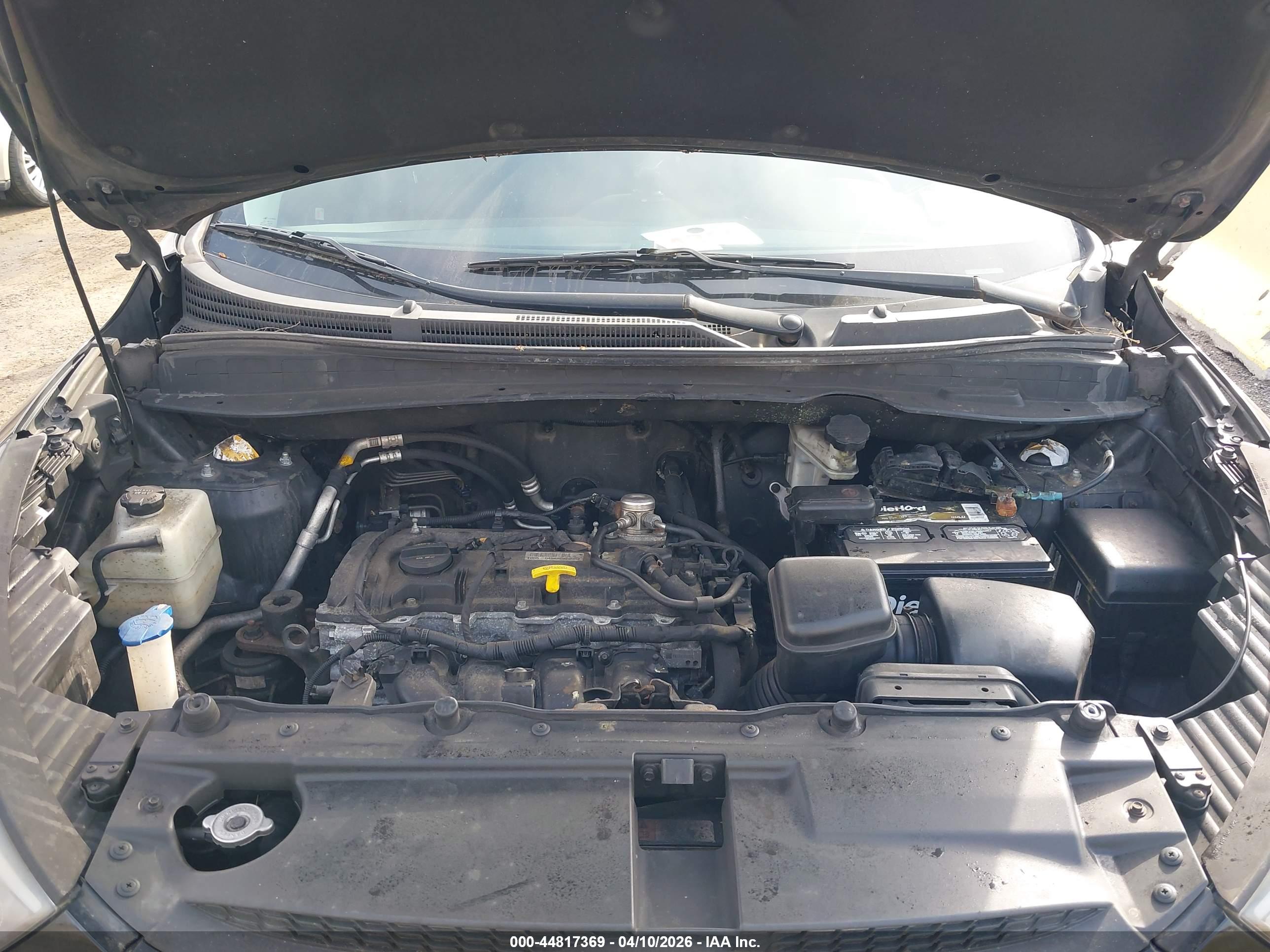 HYUNDAI TUCSON image 10