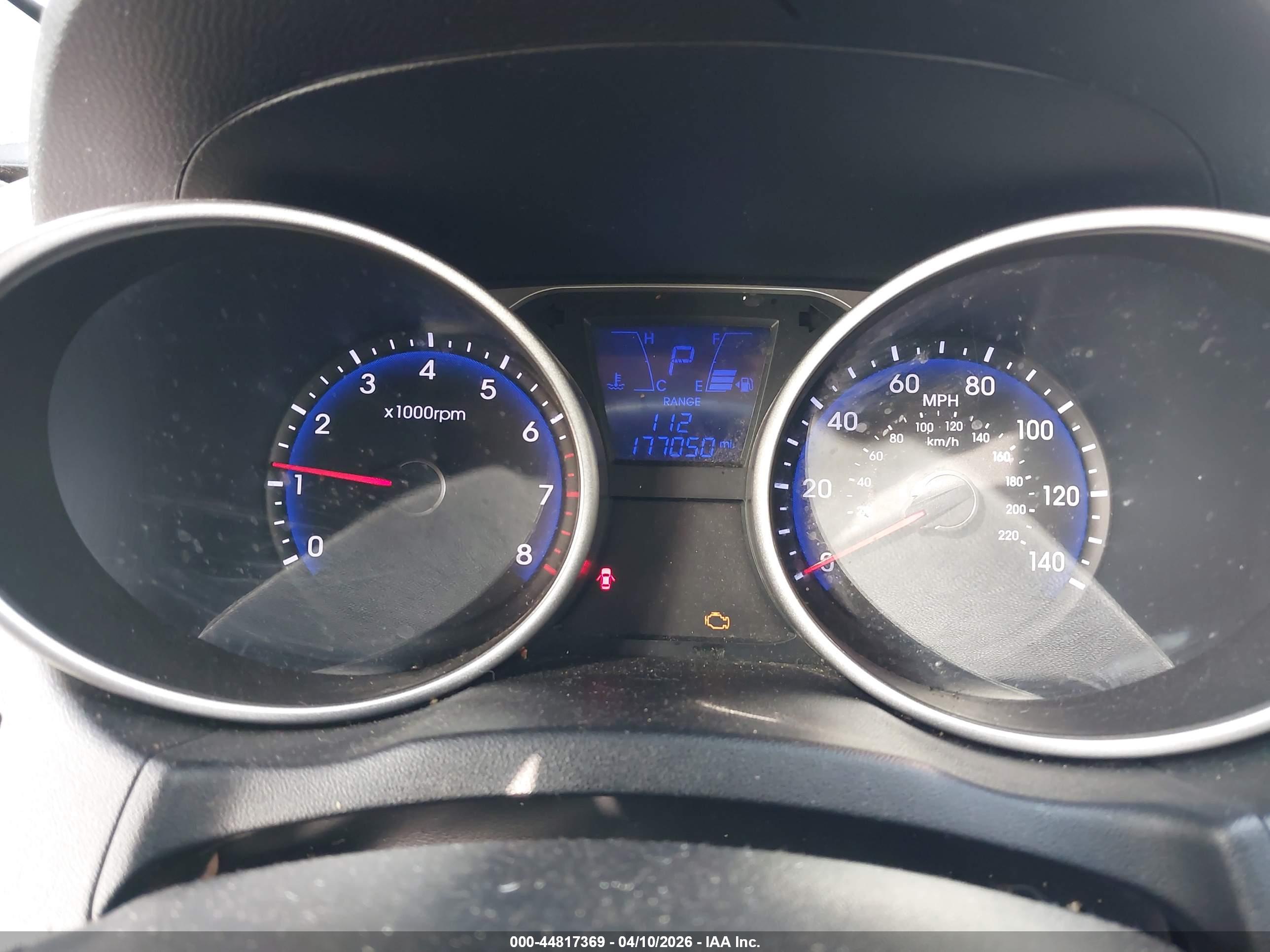 HYUNDAI TUCSON image 7