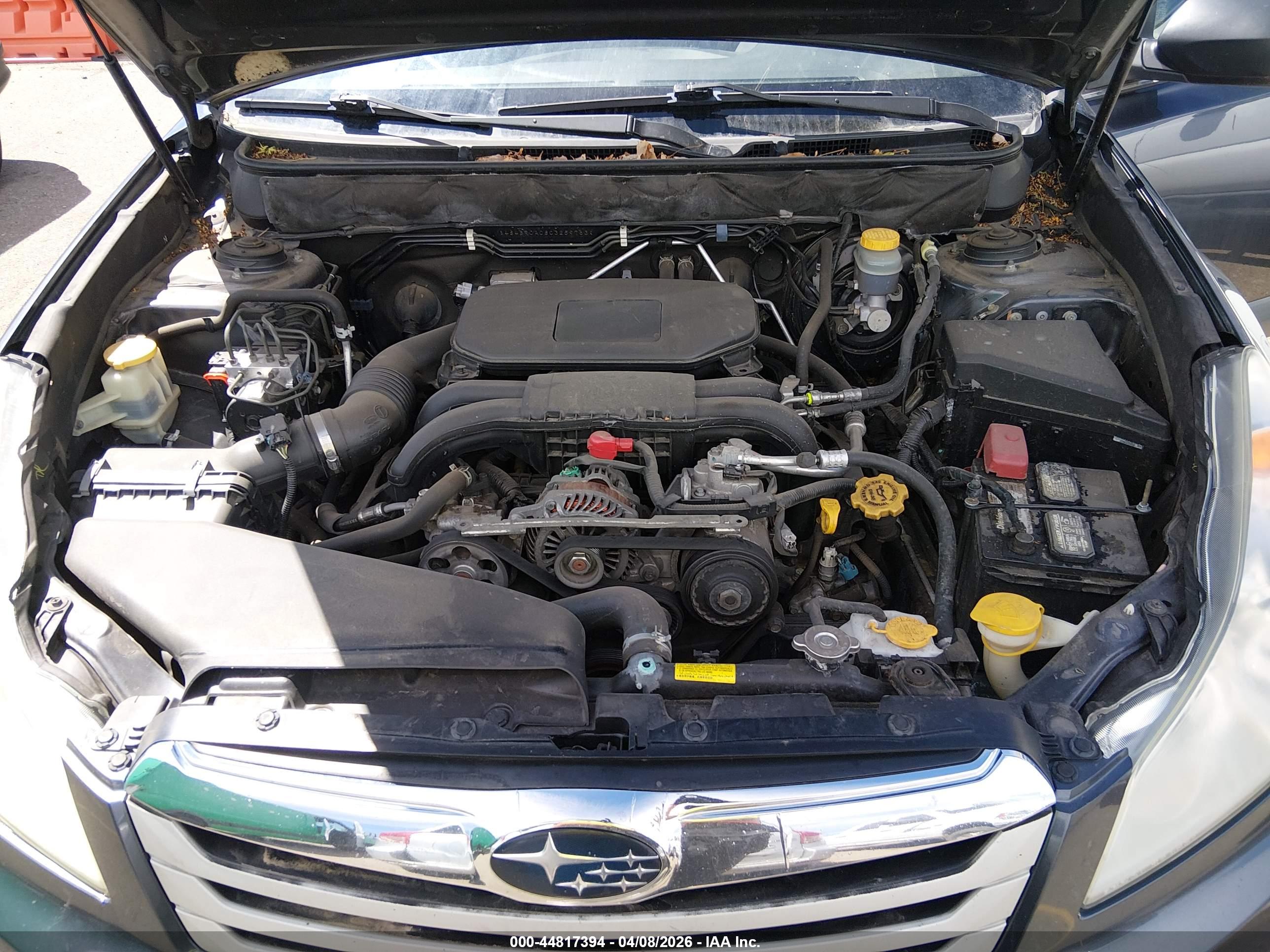 SUBARU OUTBACK image 10