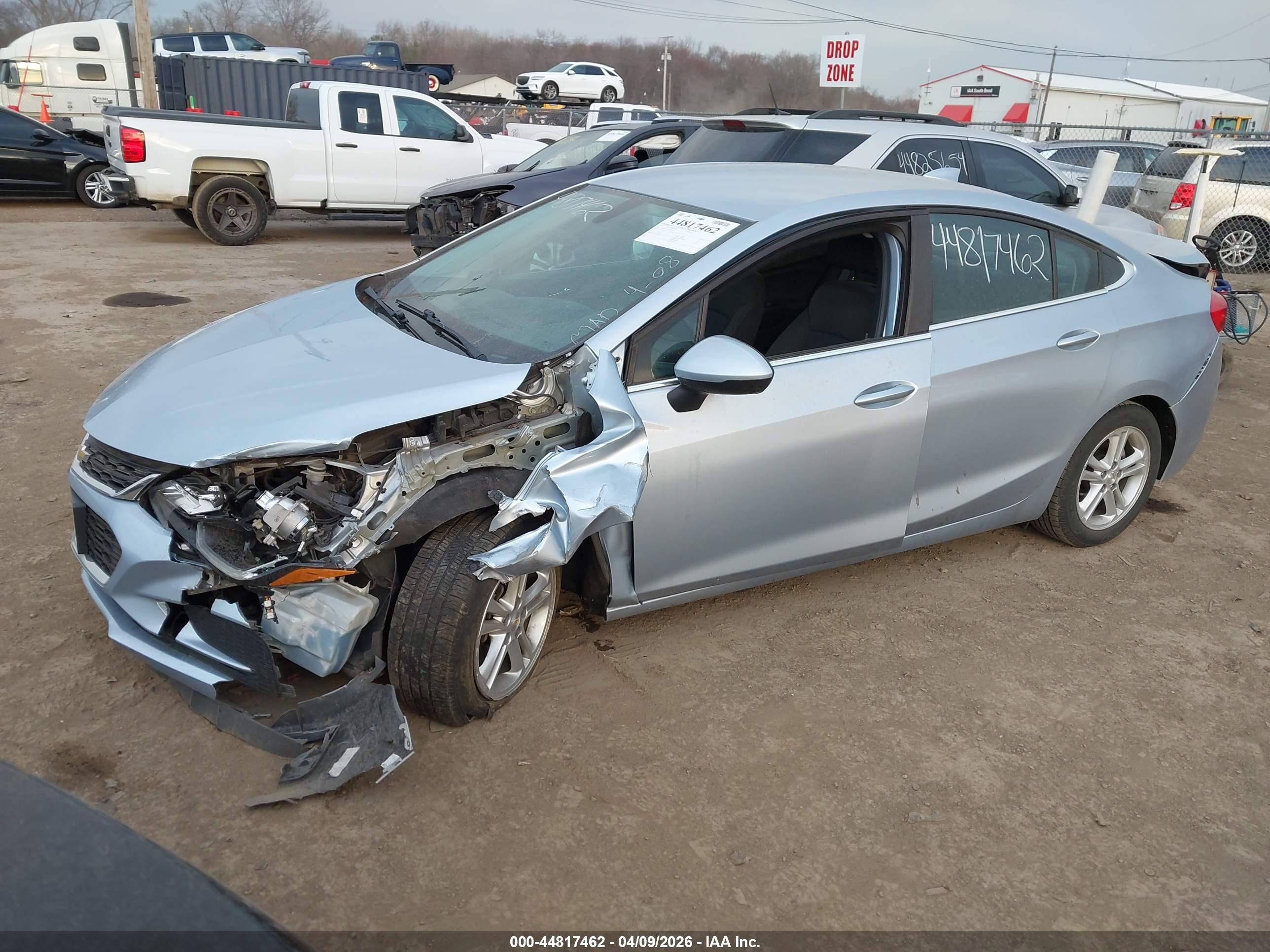 CHEVROLET CRUZE image 2