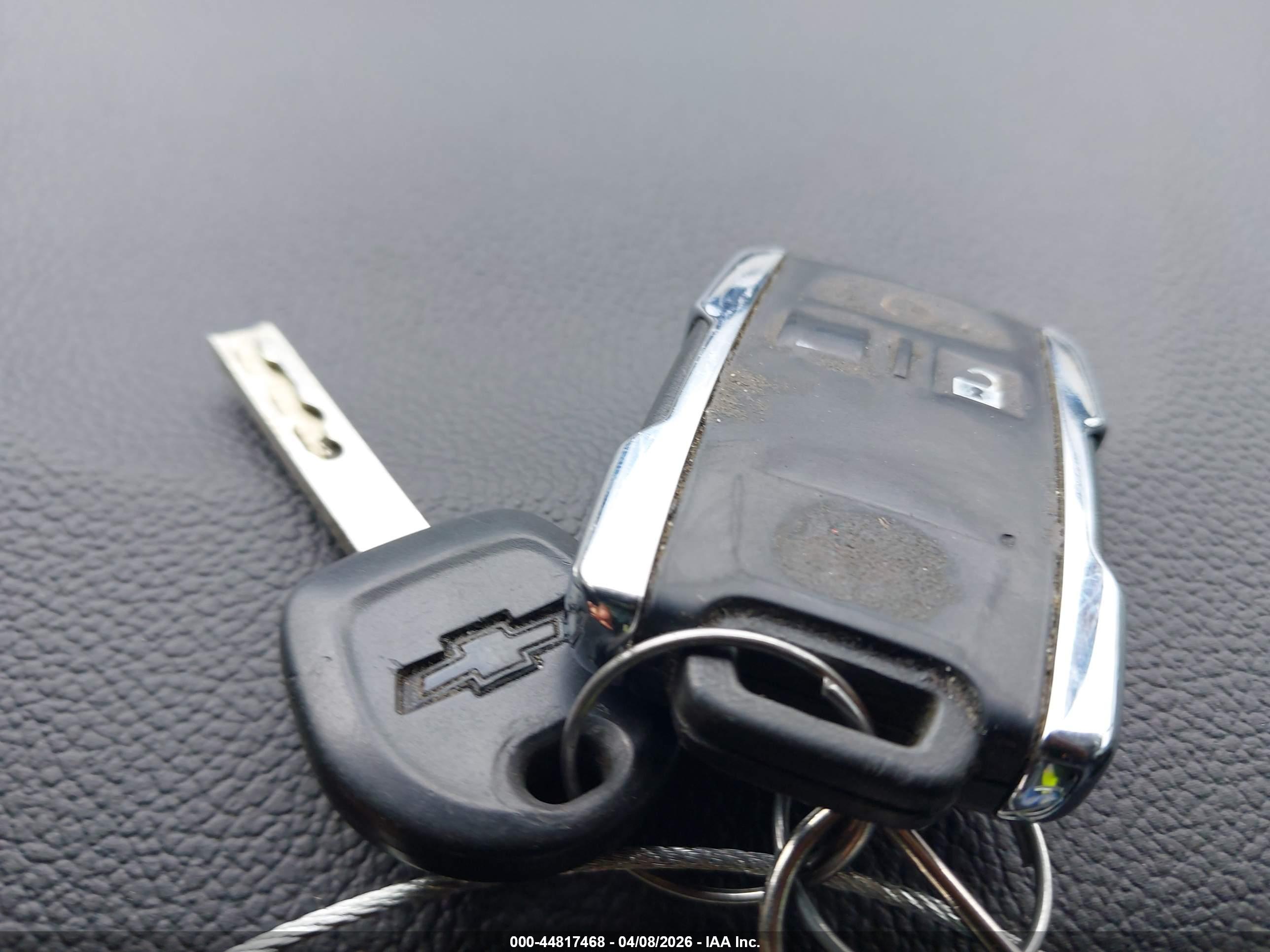 CHEVROLET COLORADO image 11