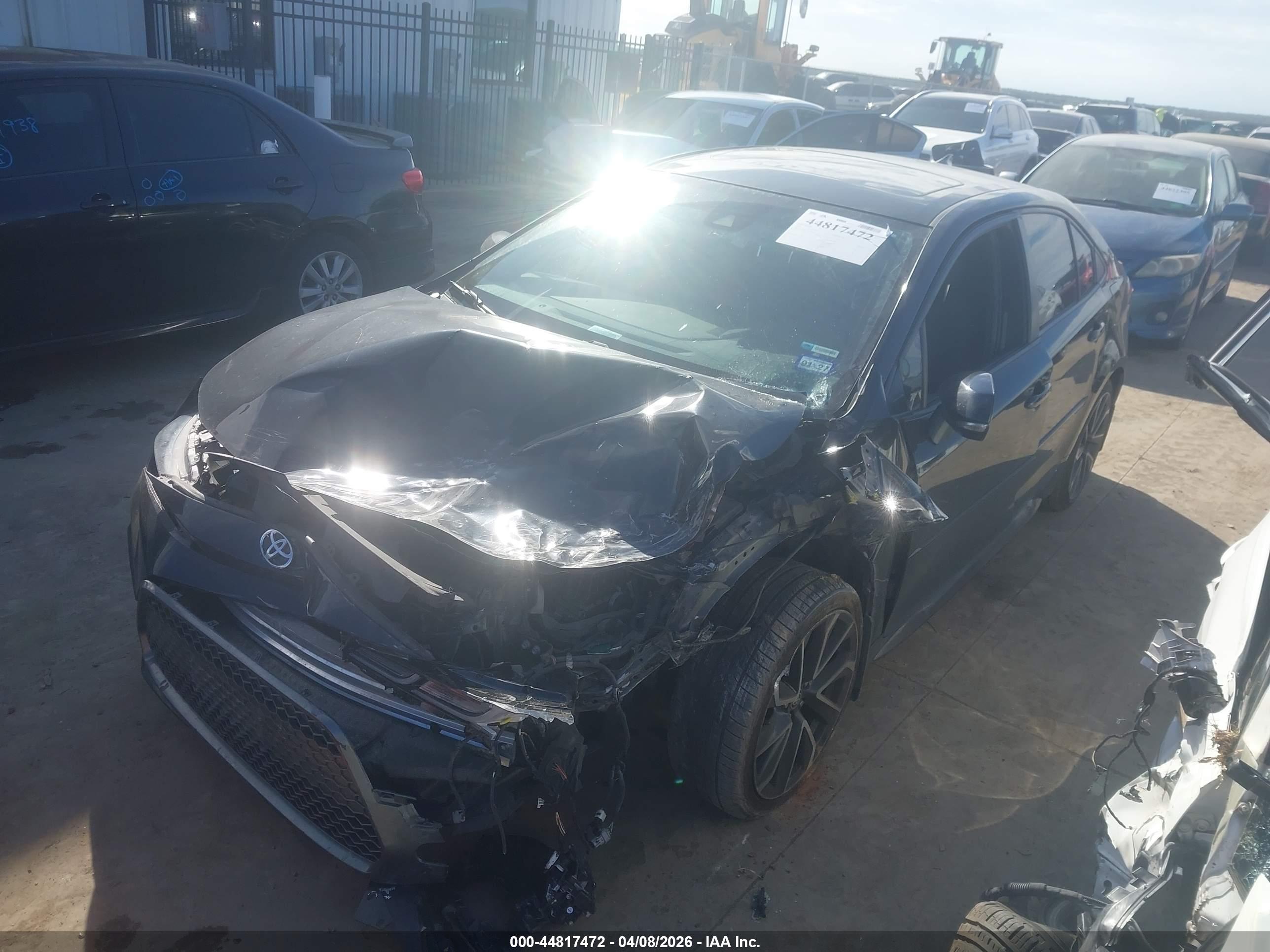 TOYOTA COROLLA image 2