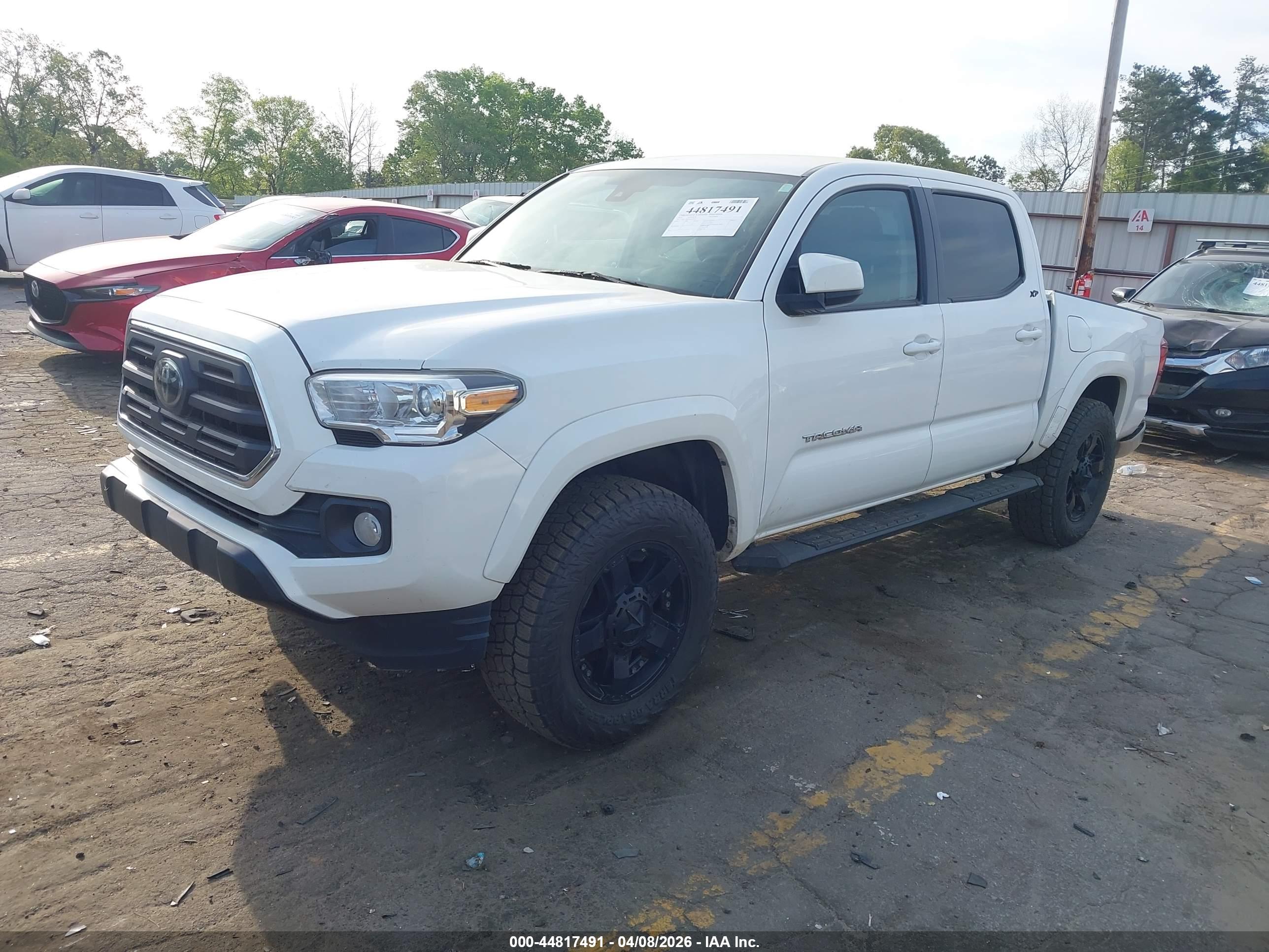 TOYOTA TACOMA image 2