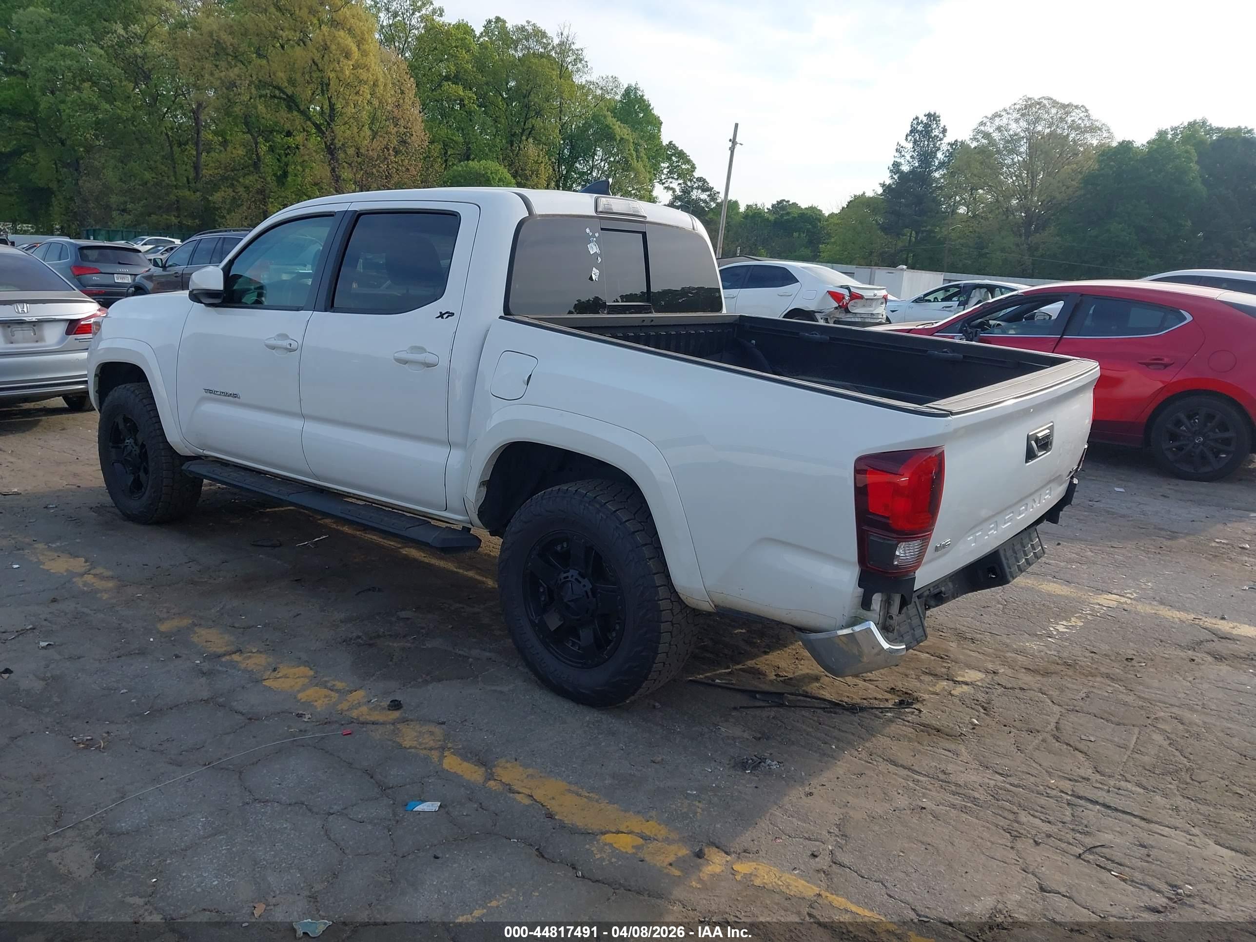 TOYOTA TACOMA image 3
