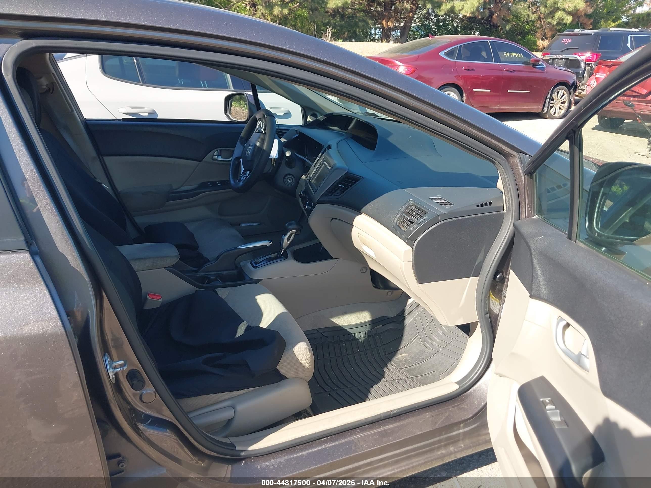 HONDA CIVIC image 5